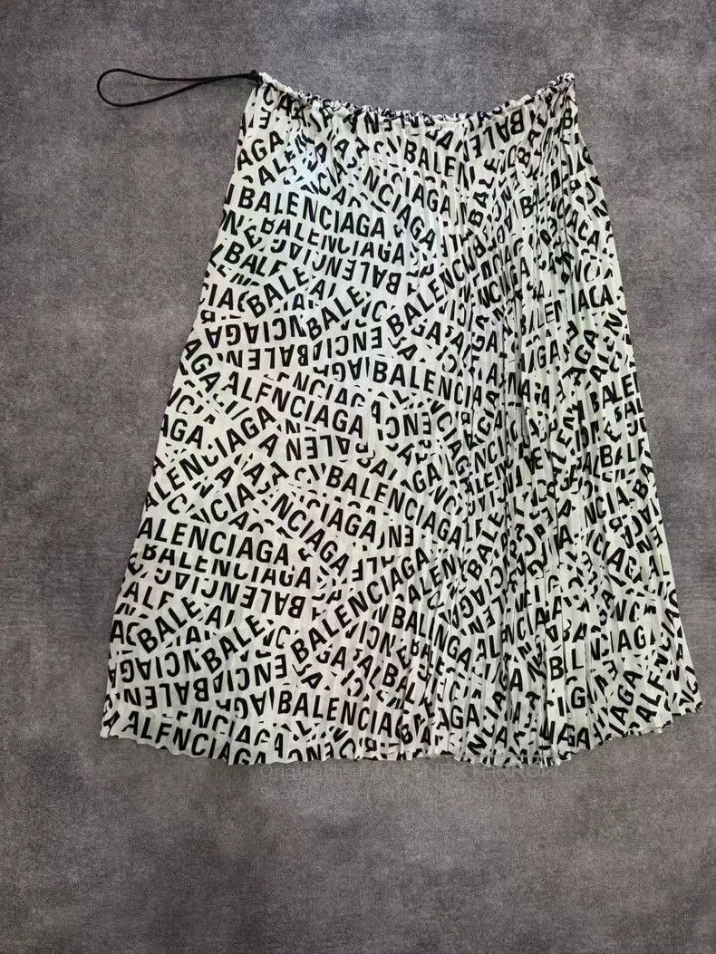 Balenciaga Balenciaga Logo Pleated Skirt. Size US 34 / EU 50 - 1 Thumbnail