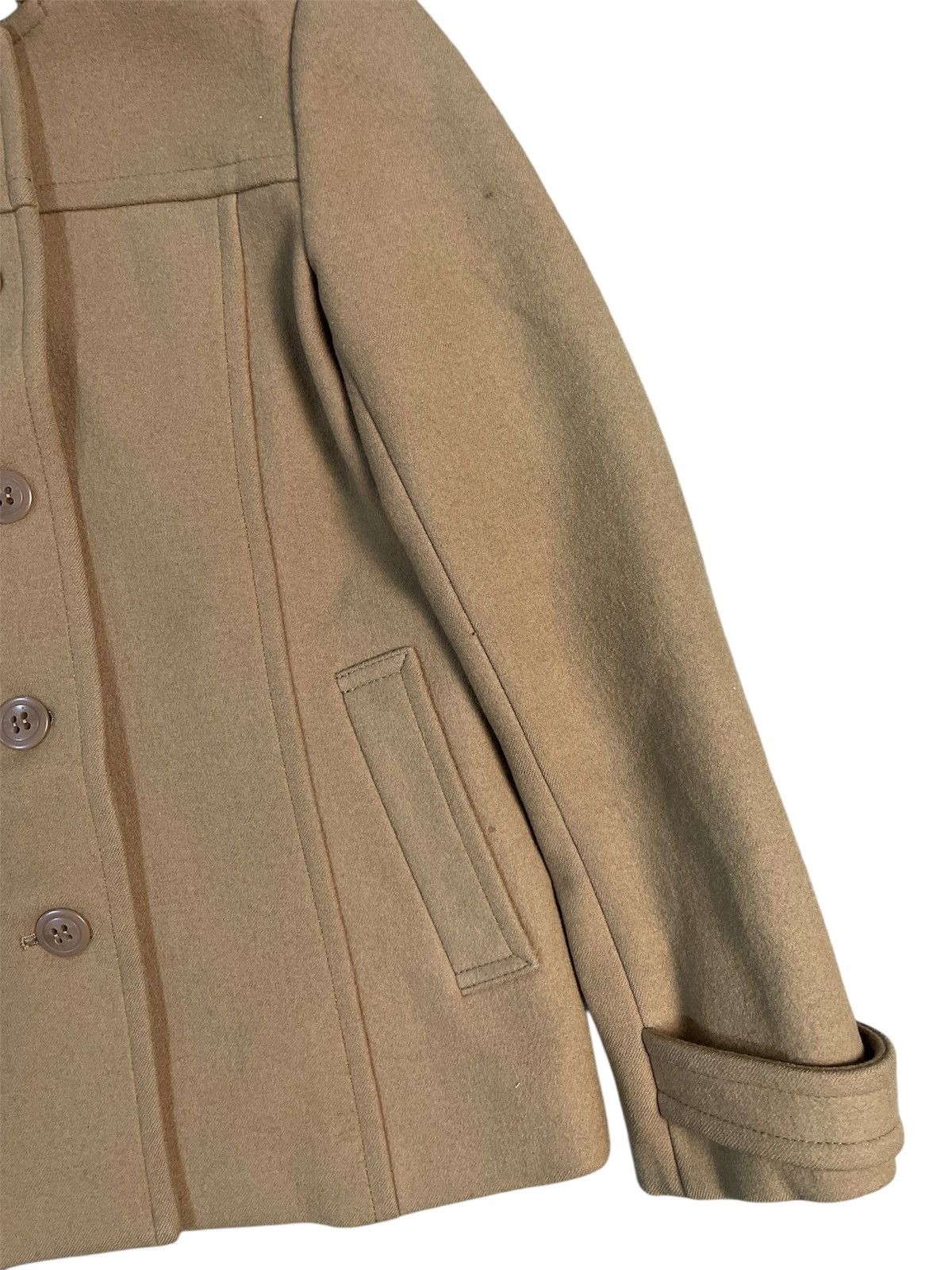 Burberry Burberry Blue Label Vintage Wool Coat Faux Fur Size 38 Size US S / EU 44-46 / 1 - 3 Thumbnail