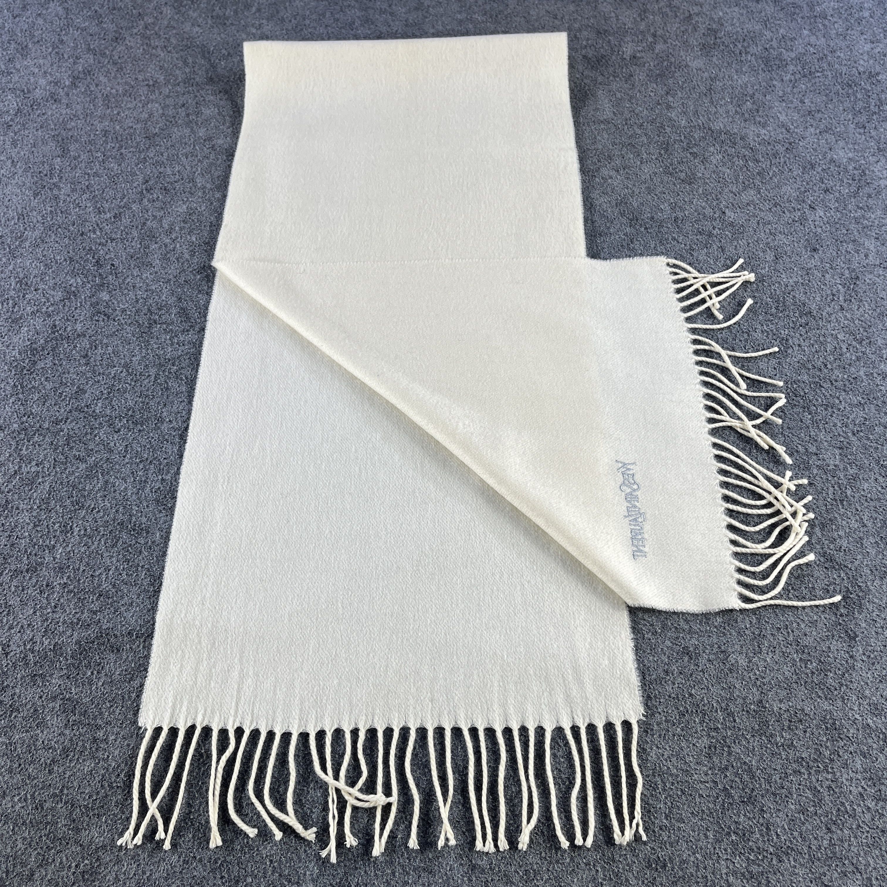 Vintage Yves Saint Laurent Scarf / Muffler / Neckwear T1365