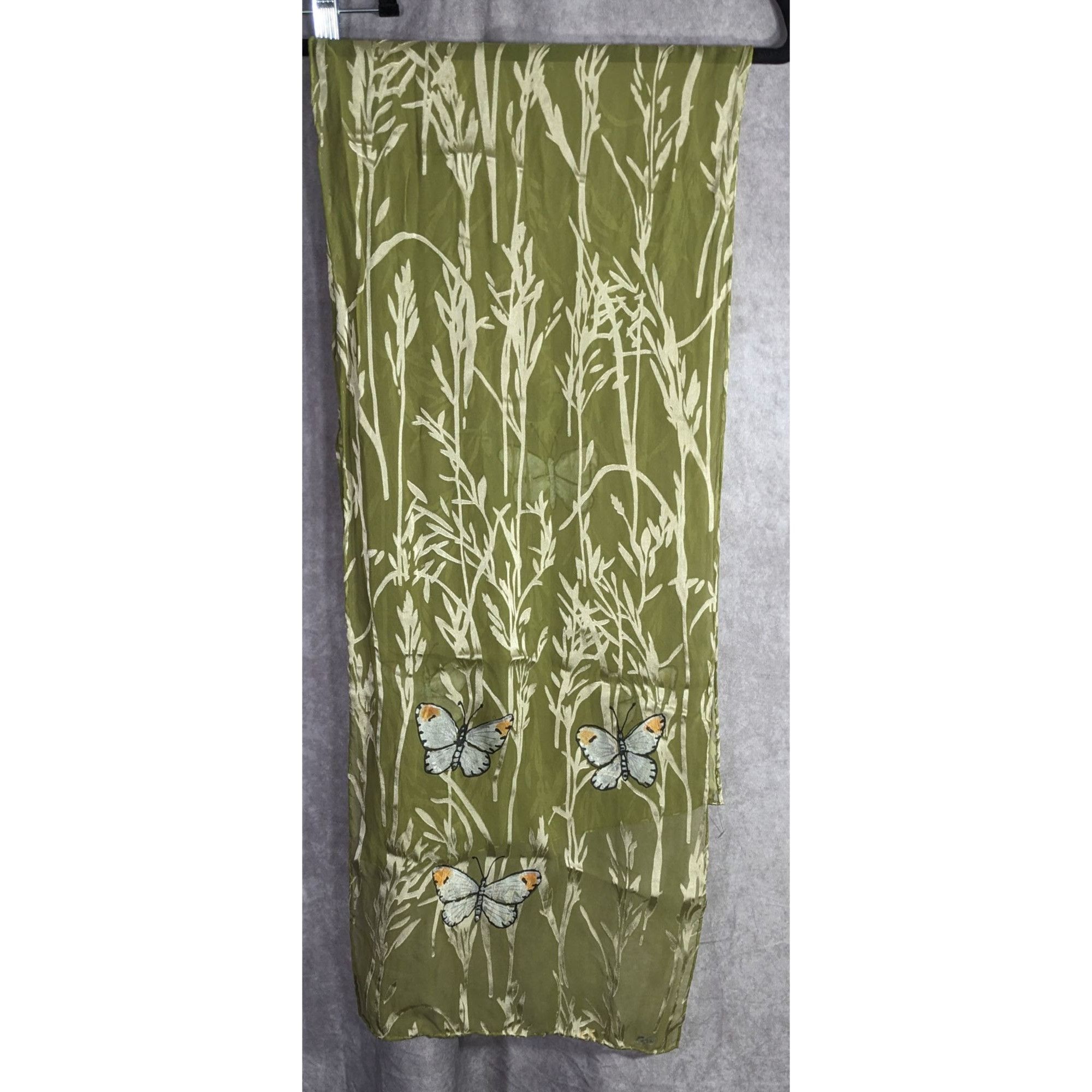 Handmade Vintage Handmade Cottagecore Green Silk Scarf With Hand-Pain Size ONE SIZE - 5 Thumbnail