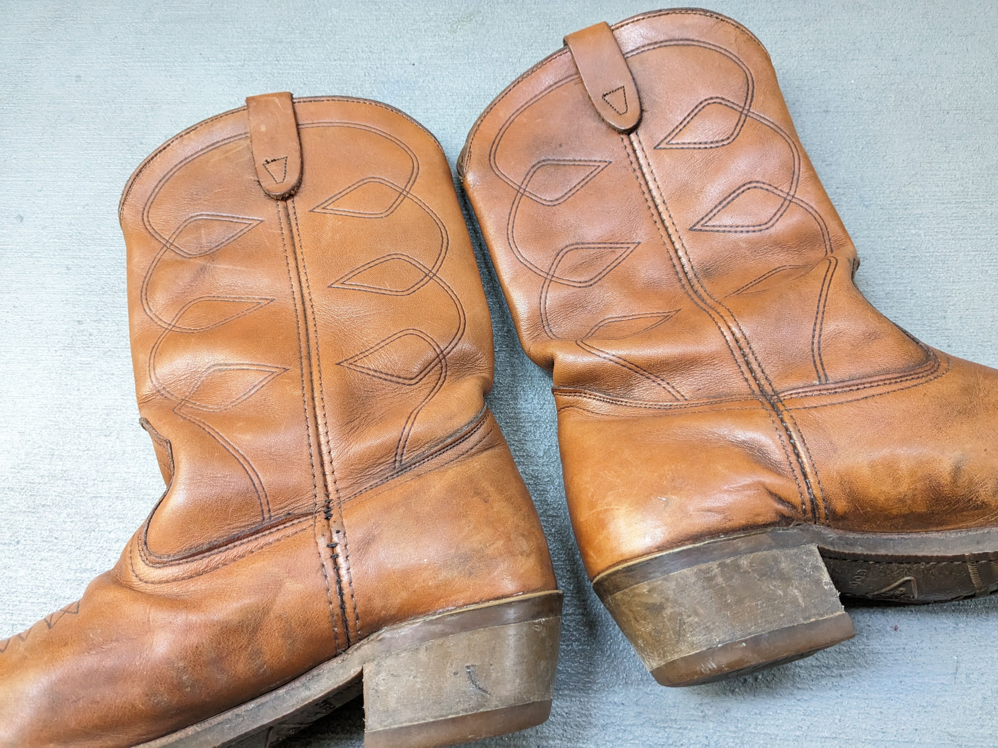 Genuine Leather Vintage Cowboy Boots Size 9.5 Brown Leather Western USA Size US 9.5 / EU 42-43 - 9 Thumbnail
