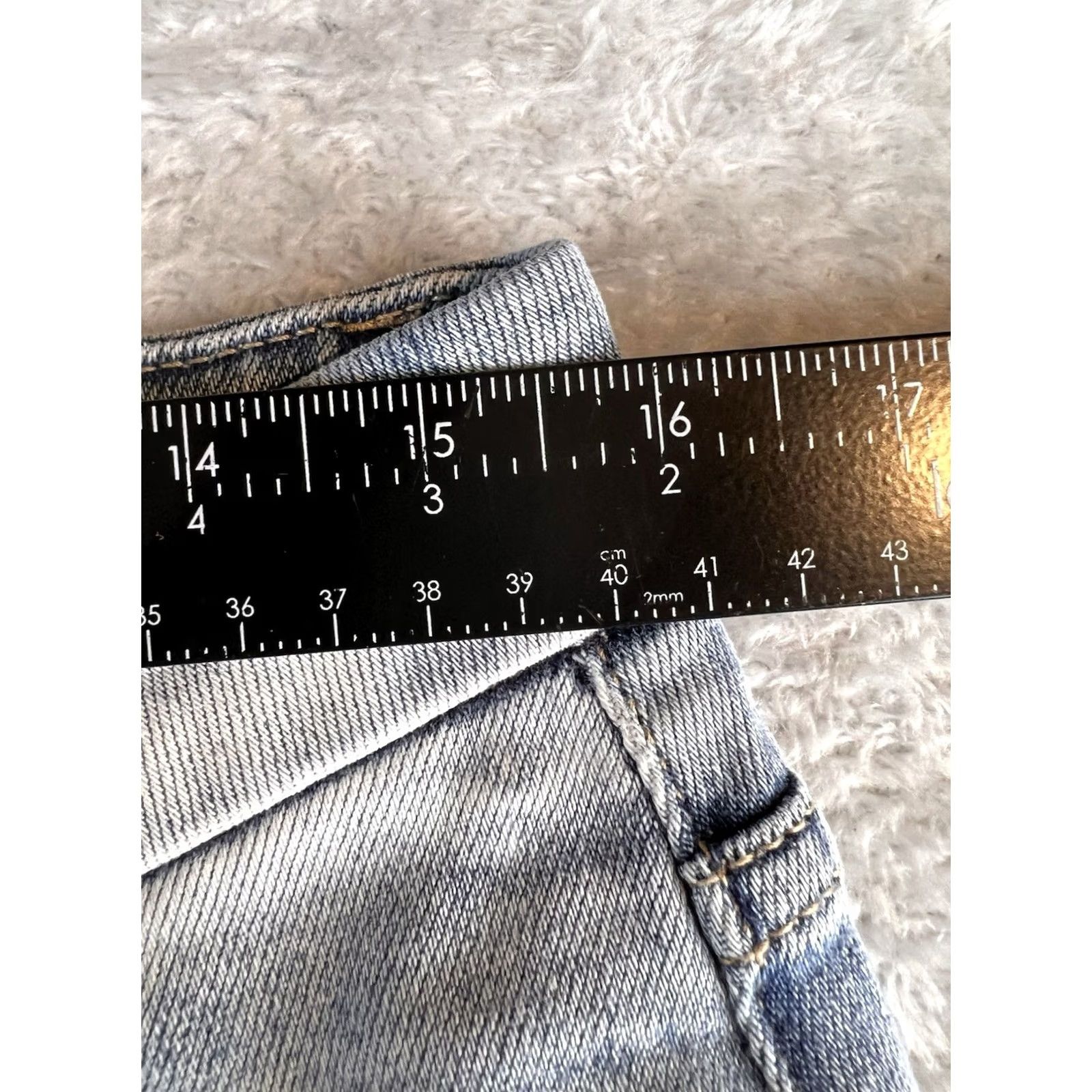 BKE BKE Ellie Mom Jeans Womens 32x28 Blue Distressed Light Wash Denim Boho Shirt? Size 24" / US 00 / IT 34 - 6 Thumbnail