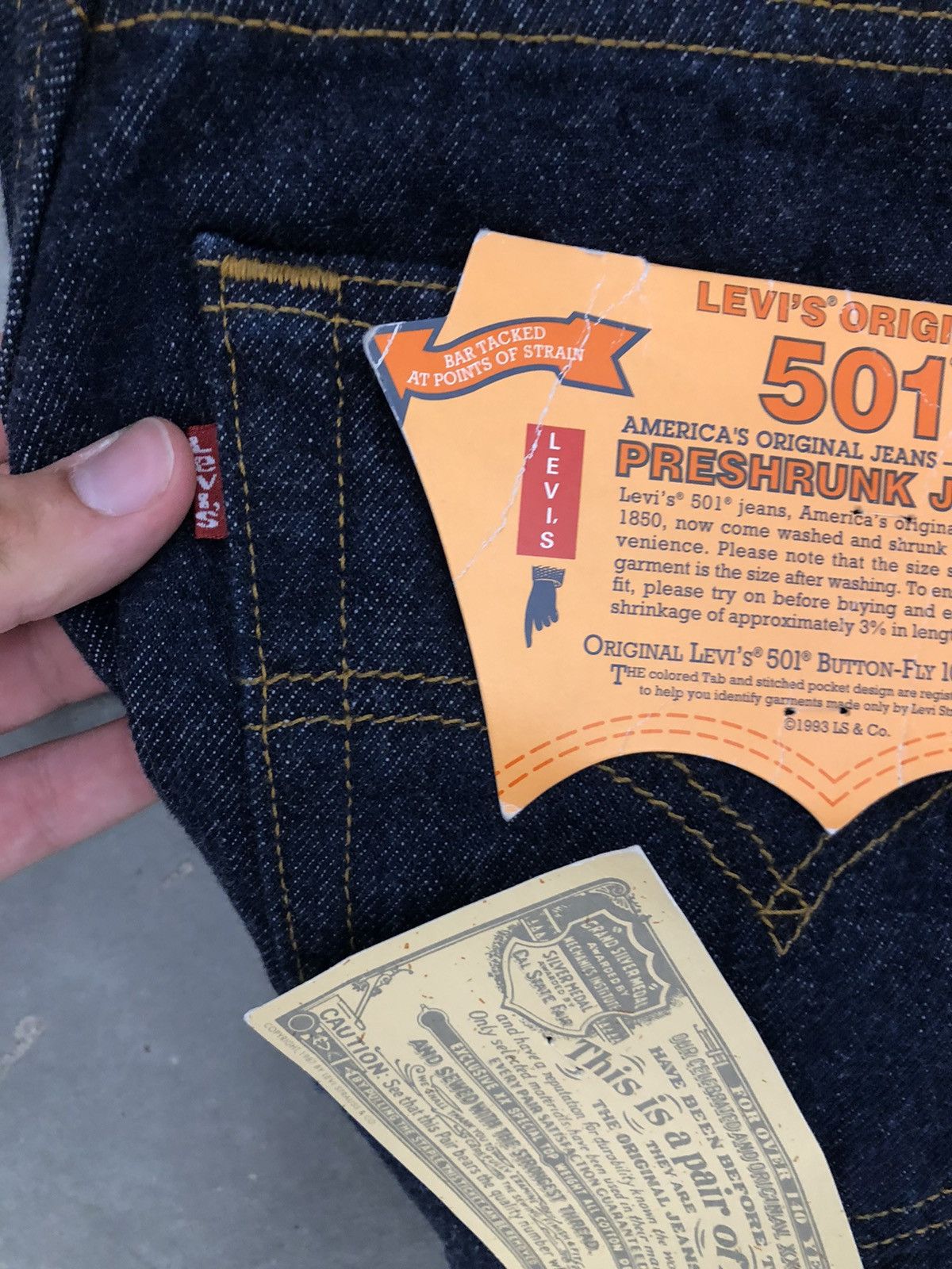 Levi's × Vintage DSWT Levis 501 Rare Vintage Oversize 90s Hype Denim Size US 31 - 6 Thumbnail