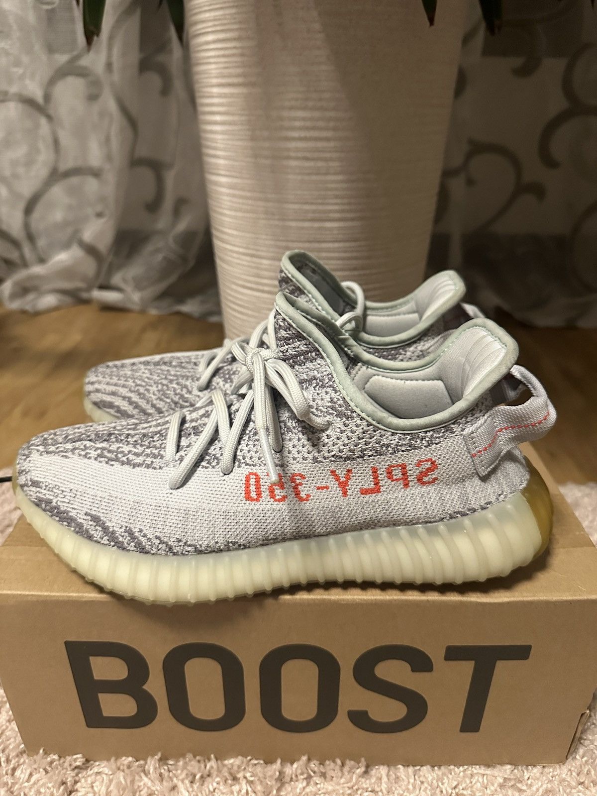Adidas Adidas Yeezy Boost v2 Blue Tint Size US 7.5 / EU 40-41 - 2 Thumbnail