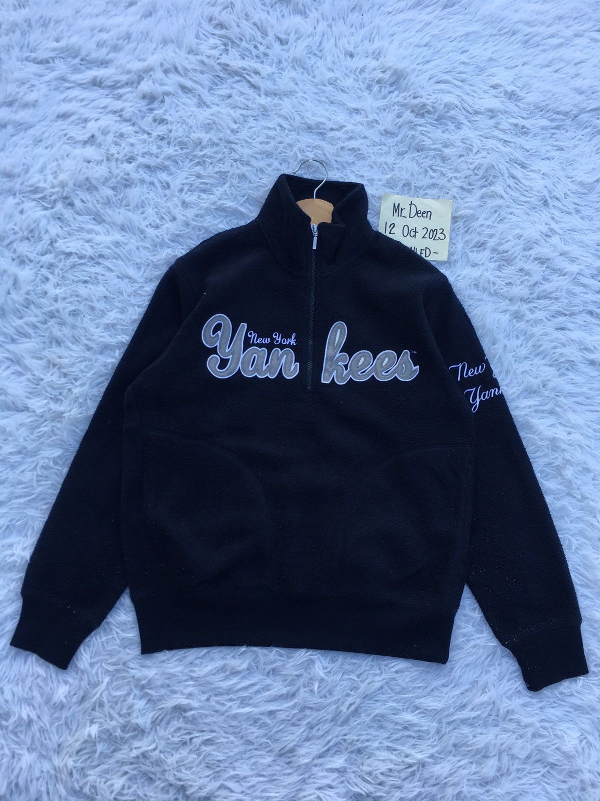 MLB Rare New York Yankees Big Logo Spellout Sweater Size US M / EU 48-50 / 2 - 2 Thumbnail