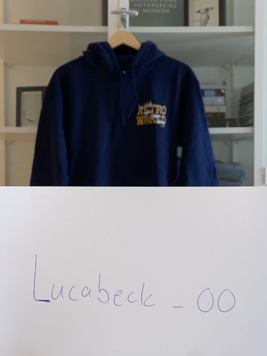 travis scott university blue