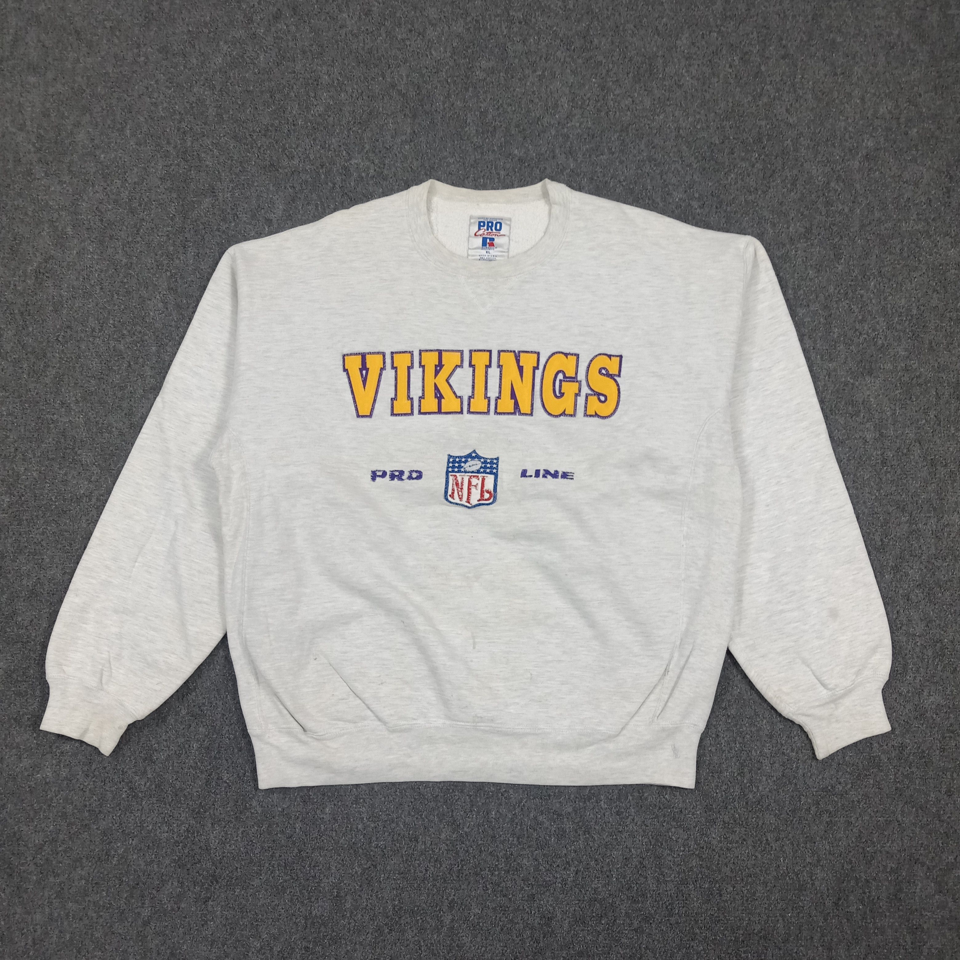 Russell Athletic 90's NFL Russell Minnesota Vikings Sweatshirt C286N2 Size US XL / EU 56 / 4 - 1 Thumbnail