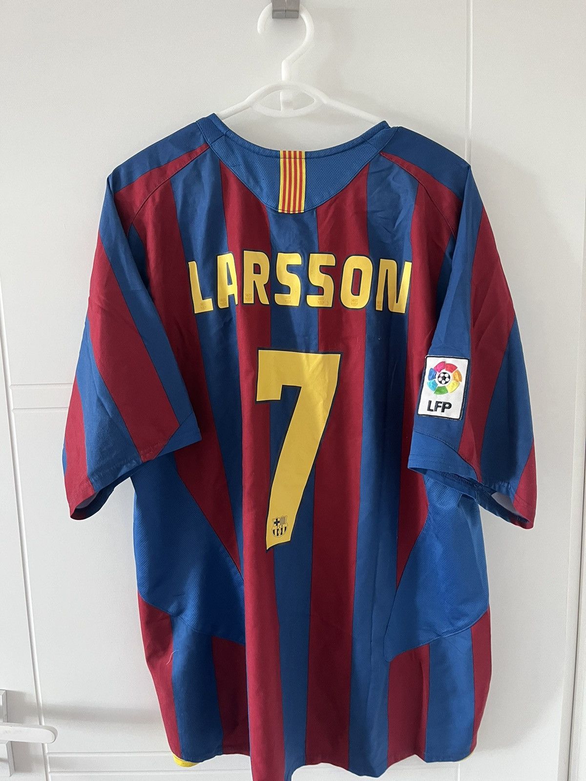 image of F C Barcelona x Nike Barcelona Nike 2005/2006 Home Larsson Soccer Jersey in Blue, Men's (Size XL)