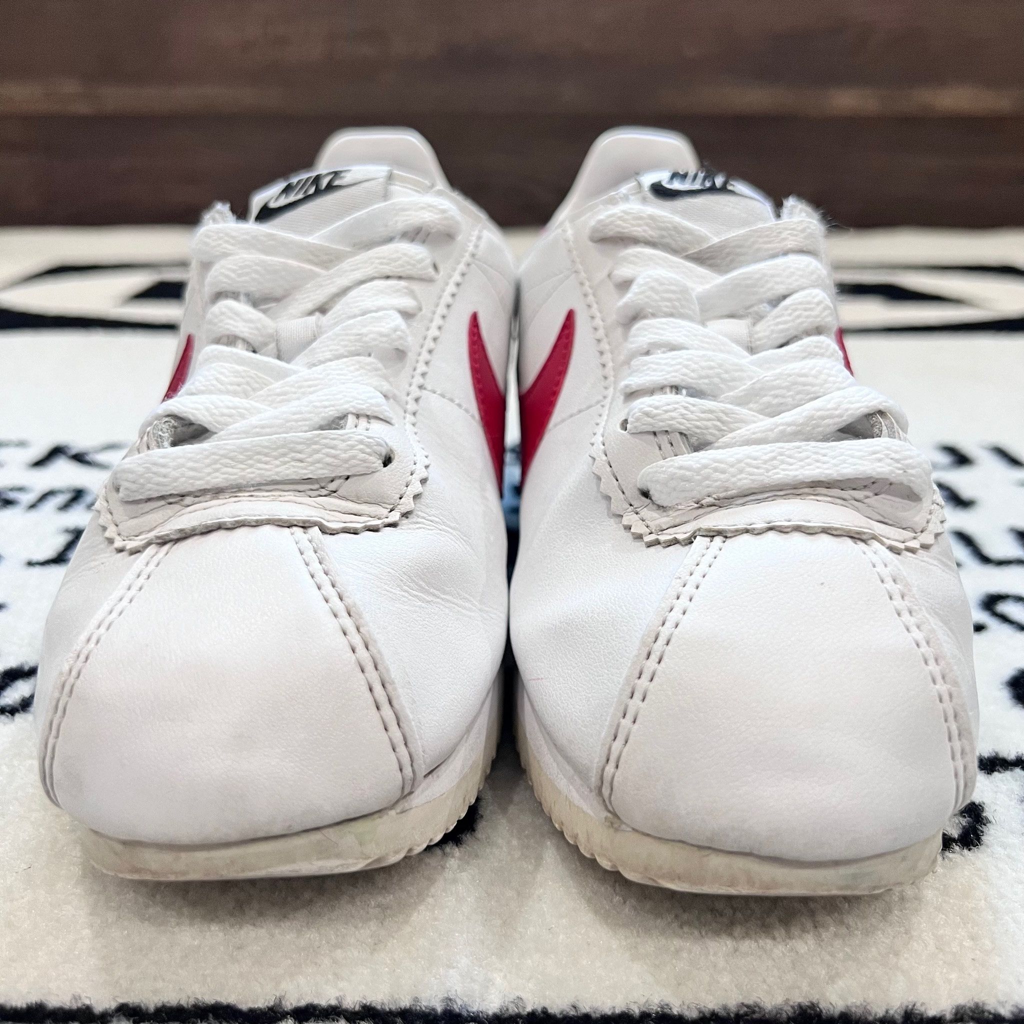 Nike Classic Cortez FOREST GUMP Women US 6.5 Blue Red White