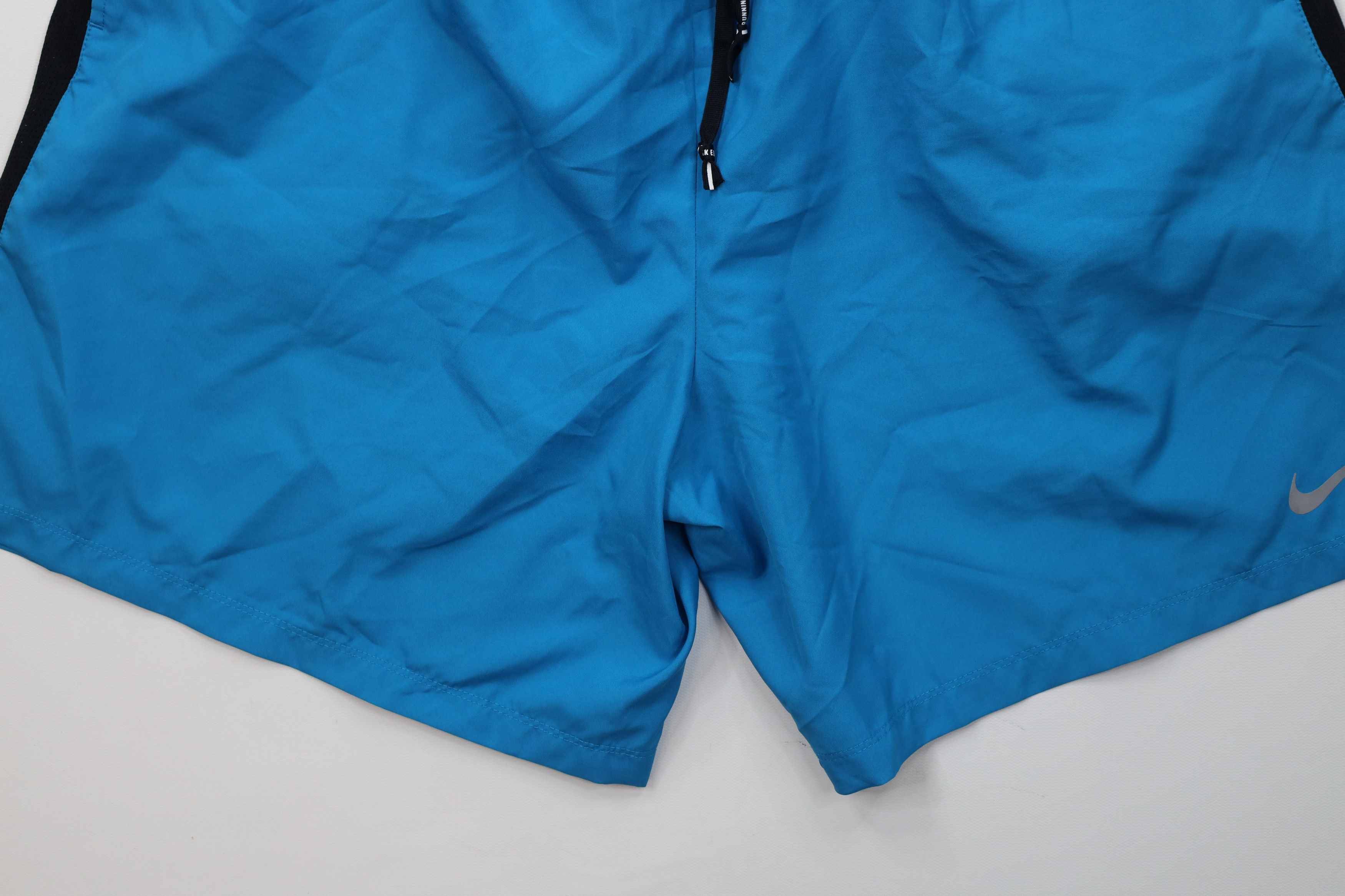 Nike Vintage Y2K Nike Running Above Knee Jogging Shorts Blue Size US 34 / EU 50 - 4 Thumbnail