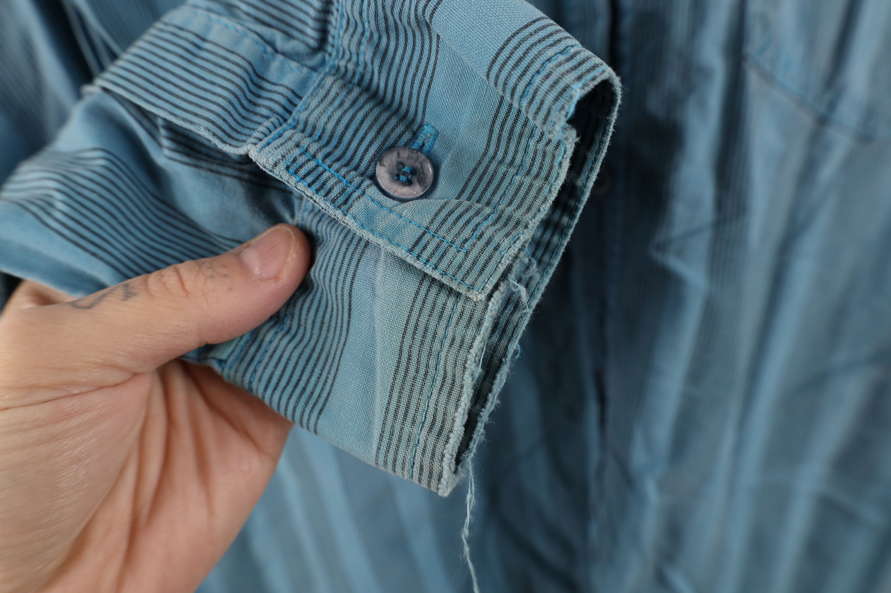 Vintage Vintage 90s Streetwear Baggy Striped Button Shirt Blue Size US M / EU 48-50 / 2 - 6 Thumbnail
