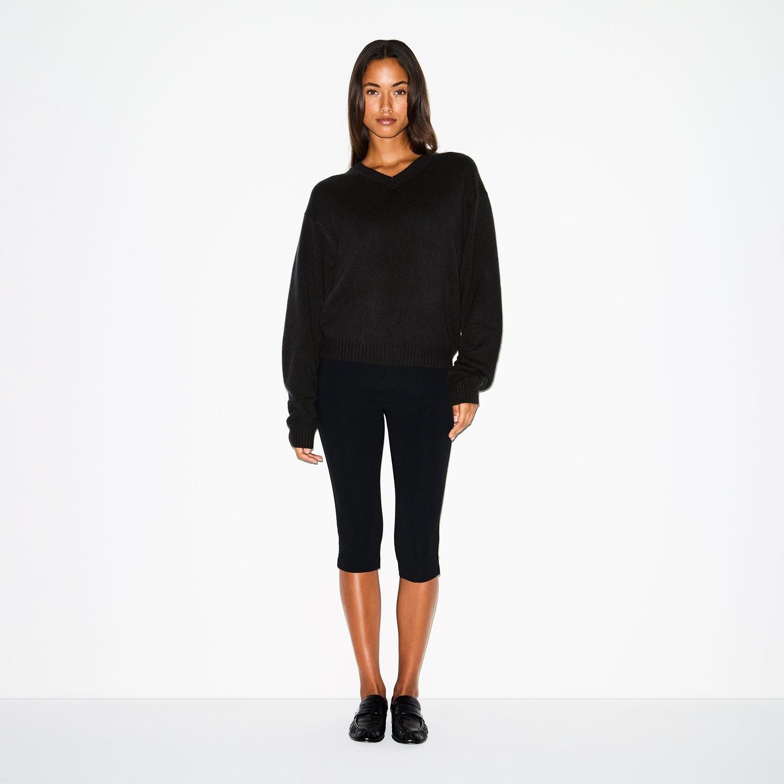 SKIMS SKIMS Wool Cashmere Oversized V Neck Sweater | - Size 2X/3X Size XXL / US 16-18 / IT 52-54 - 1 Thumbnail