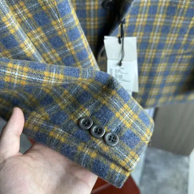 Gucci Gucci Plaid pure wool suit Size US M / EU 48-50 / 2 - 3 Thumbnail