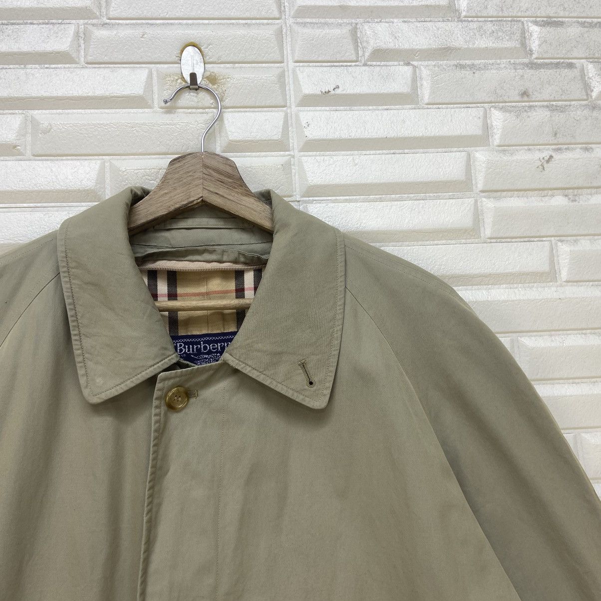 Burberry Prorsum Burberry’s Prorsum Made in England Nova Check Trench Coat Size US M / EU 48-50 / 2 - 5 Thumbnail