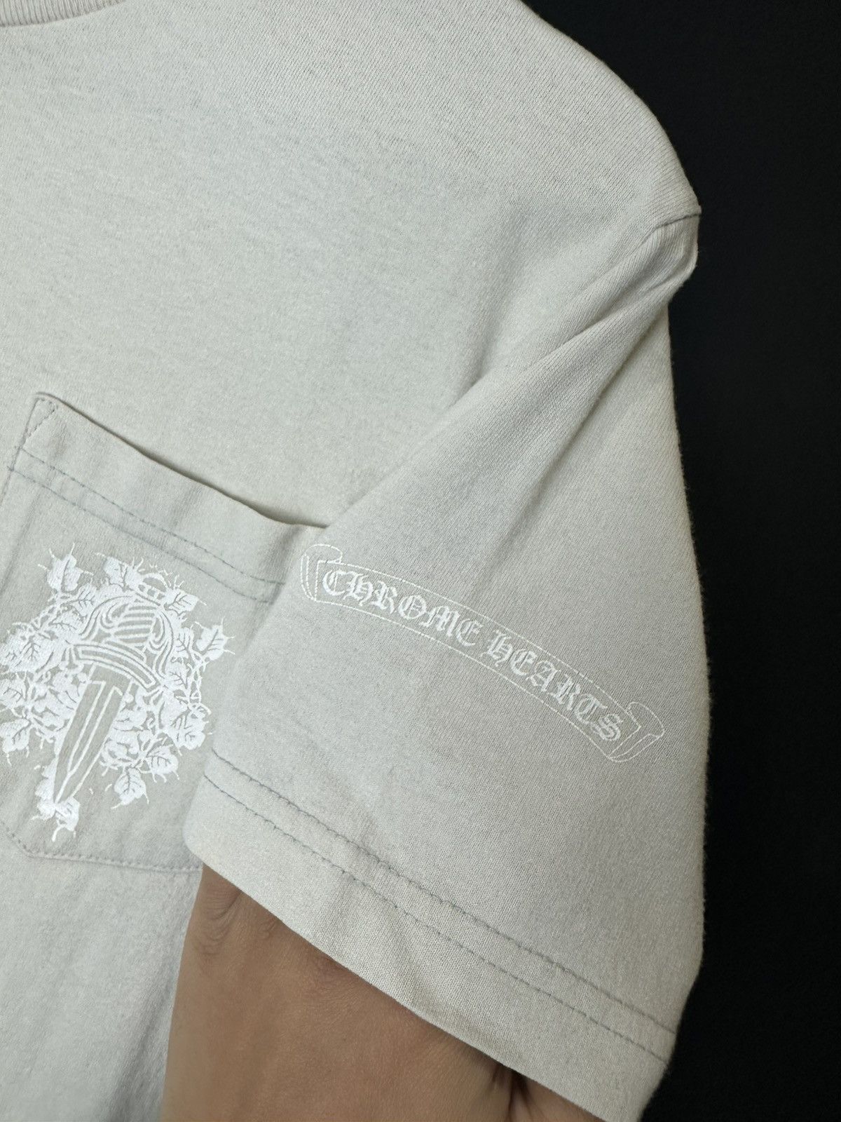 Chrome Hearts Vintage Chrome Hearts Back Scroll Pocket Tee Size US S / EU 44-46 / 1 - 7 Thumbnail