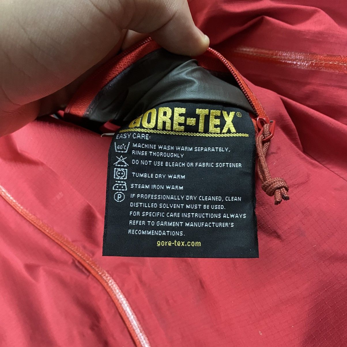 Arc'teryx Arcteryx Beta Goretex Jacket Mens - Red Size US M / EU 48-50 / 2 - 16 Thumbnail