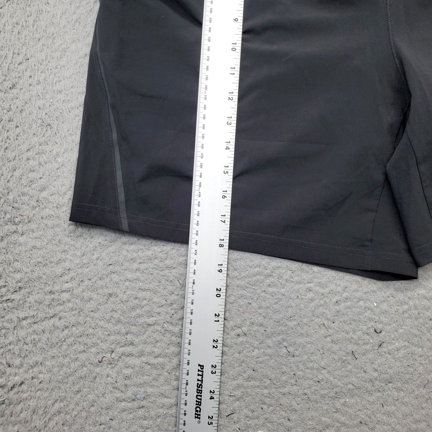 Vintage VRST Golf Shorts Mens 2XL Black Performance Compression Liner Pull On 7" Inseam Size US 39 - 4 Thumbnail
