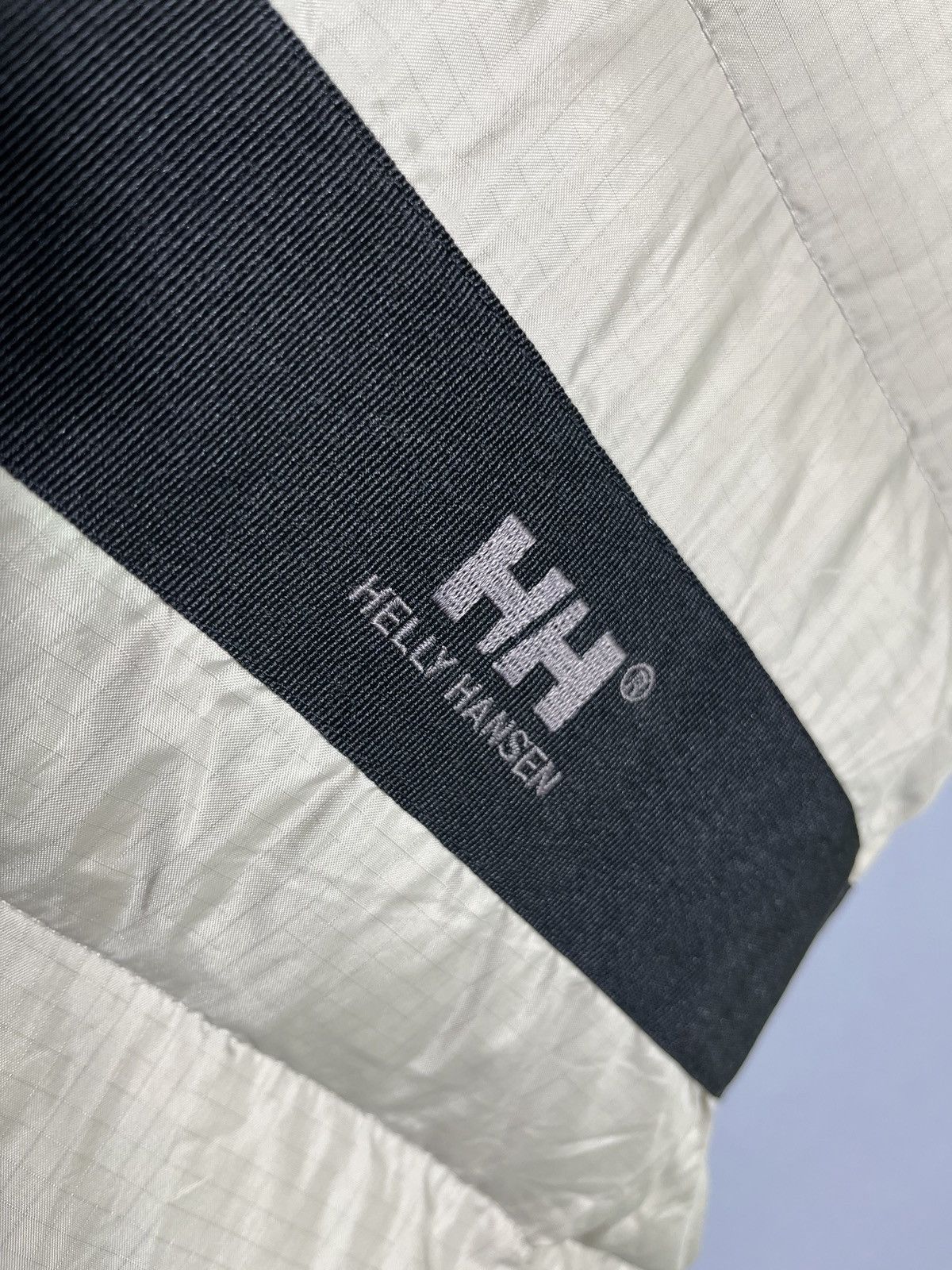 Helly Hansen Helly Hansen mens vest jacket gilet duck down puffer big log Size US XL / EU 56 / 4 - 4 Thumbnail