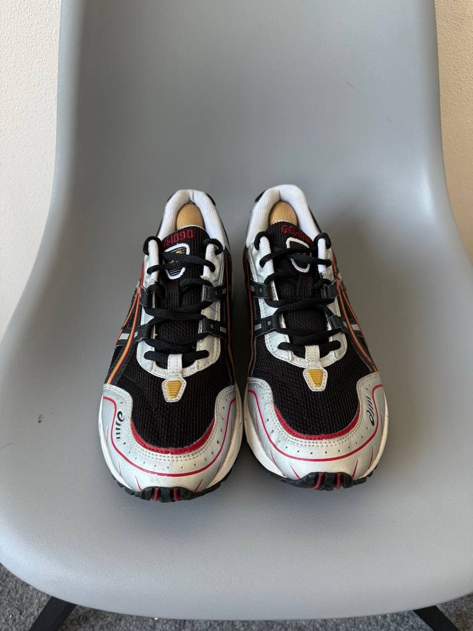 Asics Vintage asics gel low top sneakers Size US 10 / EU 43 - 5 Thumbnail