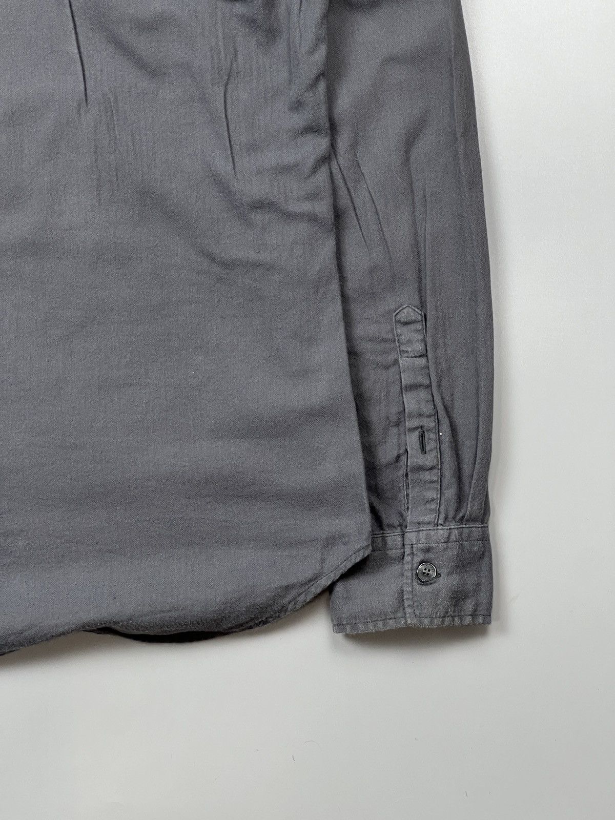 Burberry Burberry Brit Gray Flannel Shirt (Y0438) Size US M / EU 48-50 / 2 - 9 Thumbnail