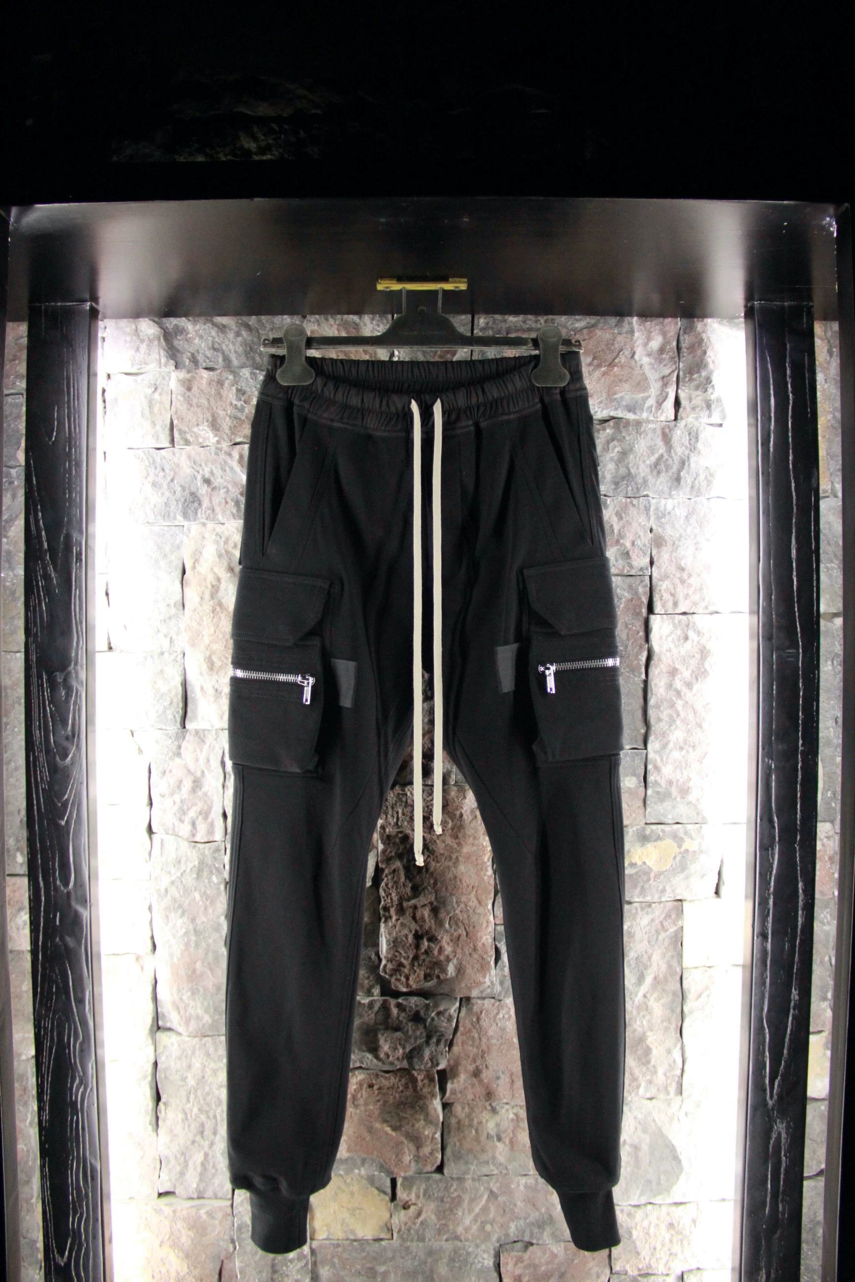 Rick Owens Rick Owens Black Casual Pants Men 32 Size US 32 / EU 48 - 1 Thumbnail