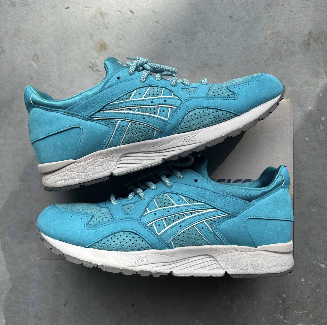 Asics × Ronnie Fieg Ronnie Fieg x Asics Gel Lyte 5 'Cove' Size US 11 / EU 44 - 1 Thumbnail
