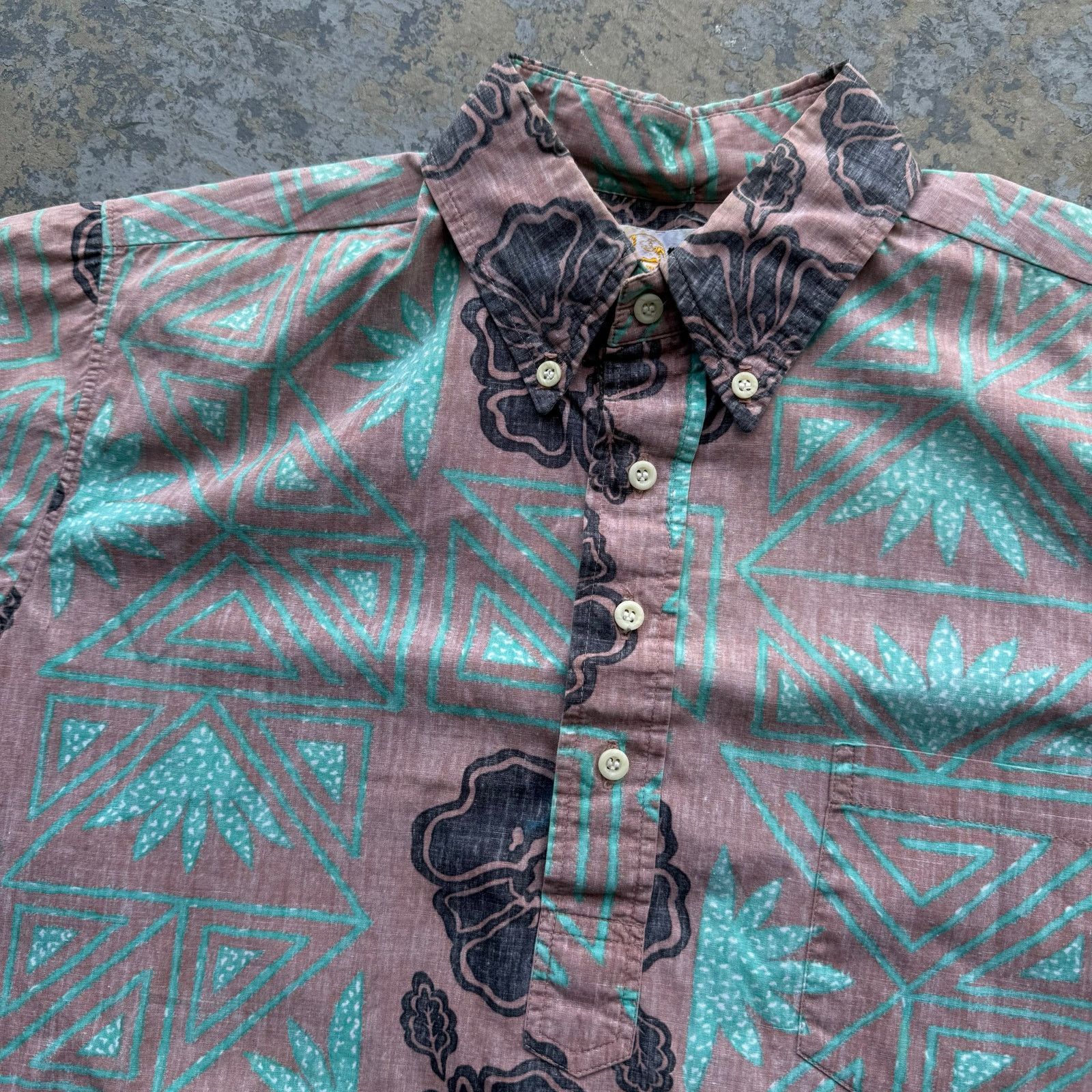 Reyn Spooner Vintage Reyn Spooner Hawaiian Shirts Men’s M Size US M / EU 48-50 / 2 - 2 Thumbnail