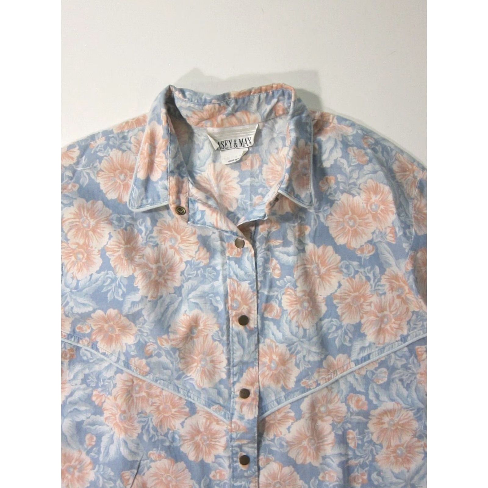 Vintage VINTAGE Casey & Max Blue Pink Floral 100% Cotton Long Sleeve Western Blouse L Woman Blue Flowered Shirt Size L / US 10 / IT 46 - 3 Thumbnail