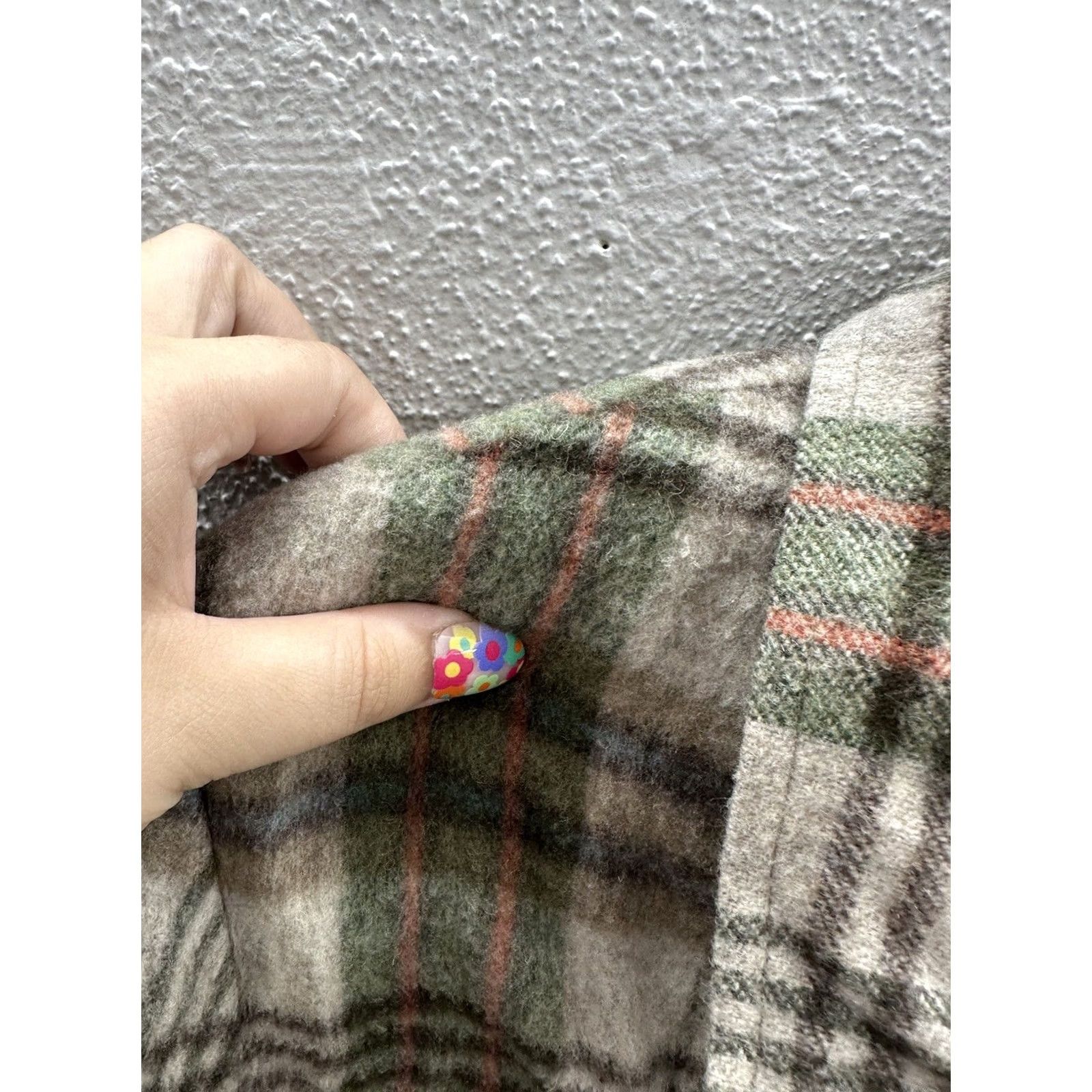 Evan Picone Womens Evan-Picone Button-Up Flannel Green Plaid Long Sleeve Size 10 Regular Shirt Womens, Casual, Travel, Fall, Winter, Spring Size L / US 10 / IT 46 - 3 Thumbnail