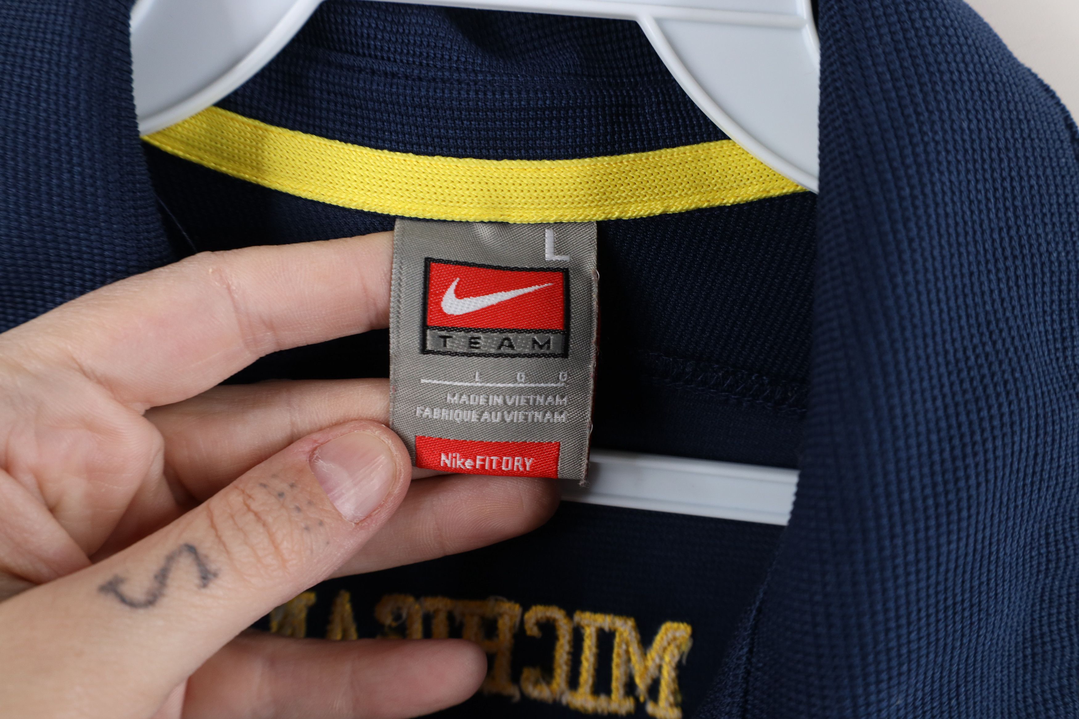 Nike Vintage Nike University of Michigan Football Collared Shirt Size US L / EU 52-54 / 3 - 10 Thumbnail