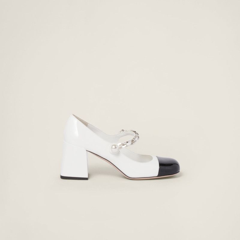 Miu Miu o1B3y1r0526 Patent Leather Pumps in White/Black Size US 7.5 / IT 37.5 - 1 Thumbnail