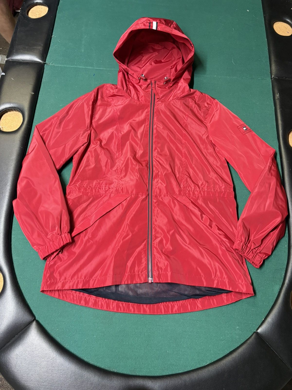 Tommy Hilfiger Tommy Hilfiger Red Hooded Windbreaker Jacket Small Size US S / EU 44-46 / 1 - 1 Thumbnail