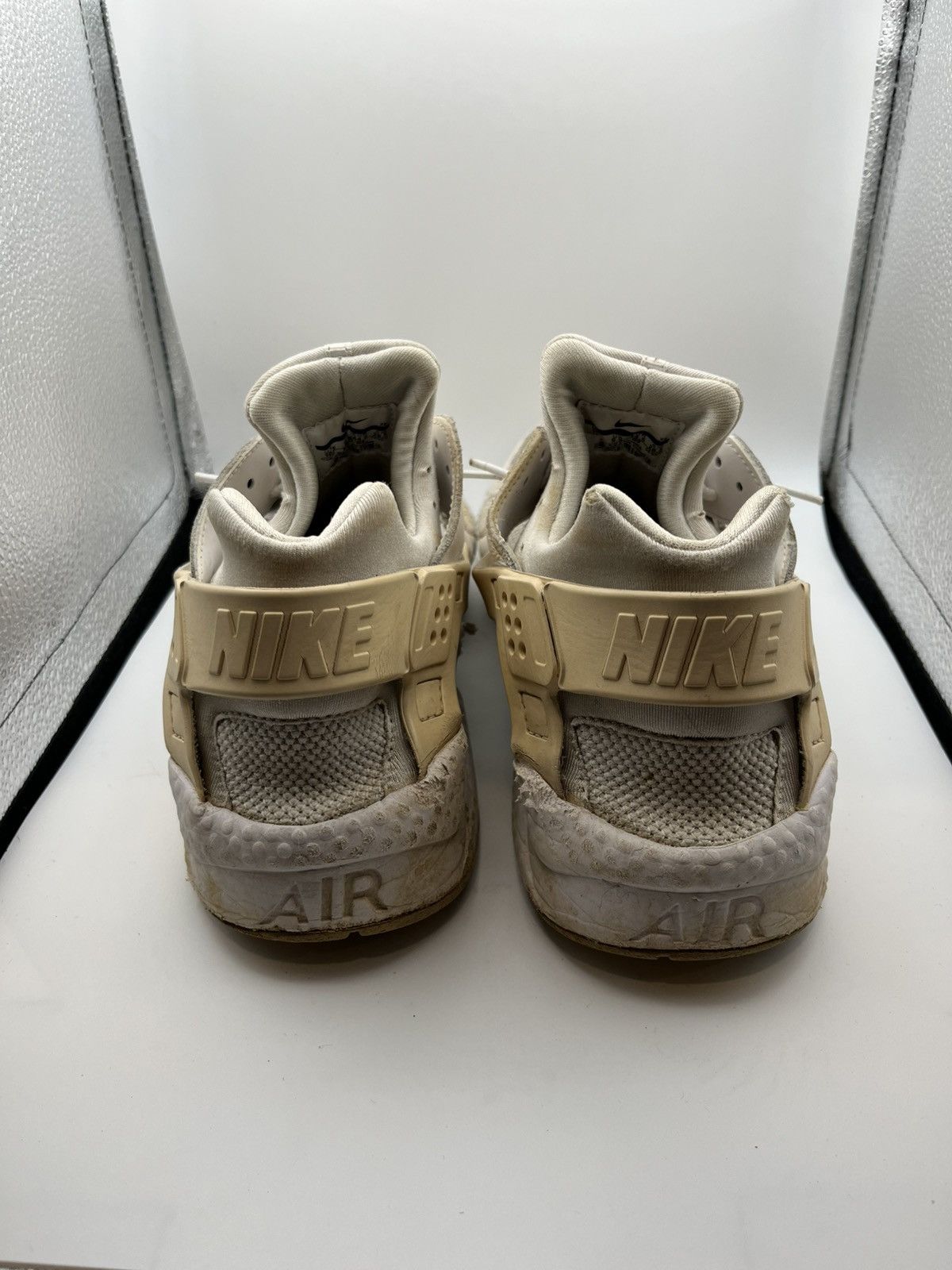Nike Nike Air Huarache Triple White Size 10.5 Used Size US 11 / EU 44 - 2 Thumbnail