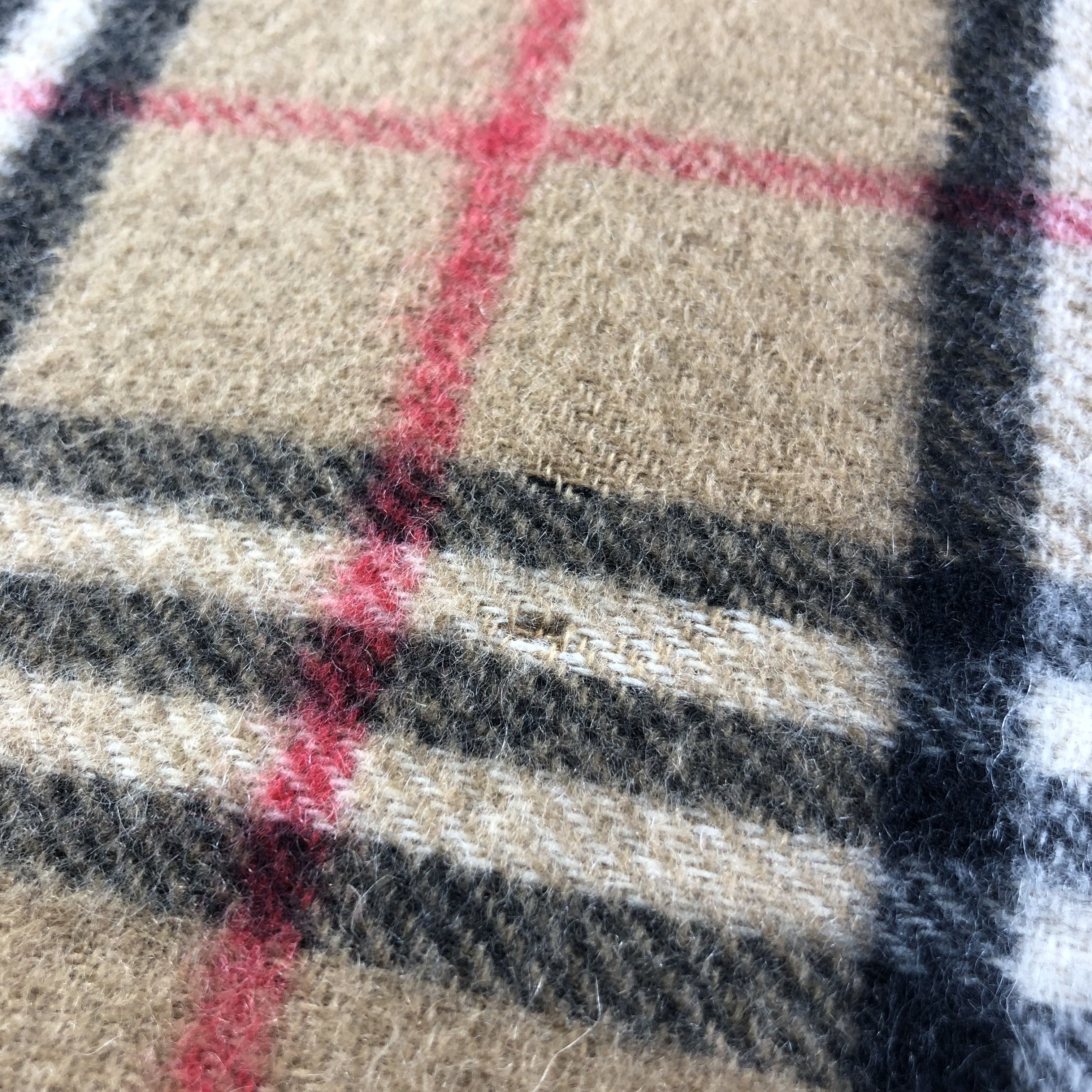 Burberry Burberrys Nova Check Tan Cashmere Scarf Muffler V1781 Size ONE SIZE - 11 Thumbnail
