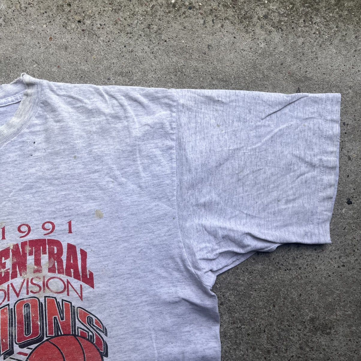 NBA × Salem Sportswear × Vintage Salem Vintage NBA Chicago Bulls 1991 NBA Finals Champions Size US XL / EU 56 / 4 - 8 Thumbnail