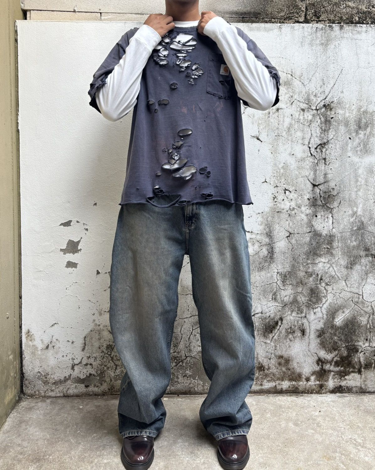 Carhartt Thrashed Carhartt Faded T Shirt Distressed Navy ERD GRUNGE Size US L / EU 52-54 / 3 - 6 Thumbnail