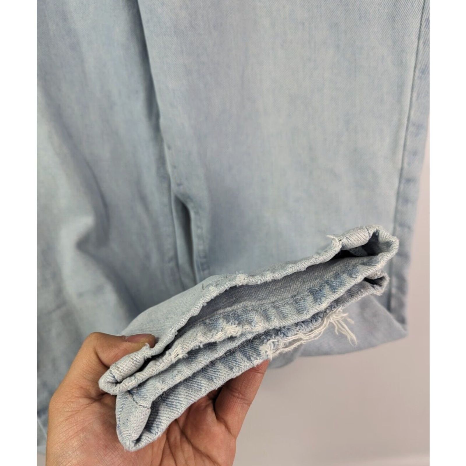 Lee VINTAGE Lee Jeans Denim Jeans Women's 18 Tapered Distressed Light Wash Blue 5-Pocket Boyfriend 5638 Size 40" / US 18 - 3 Thumbnail