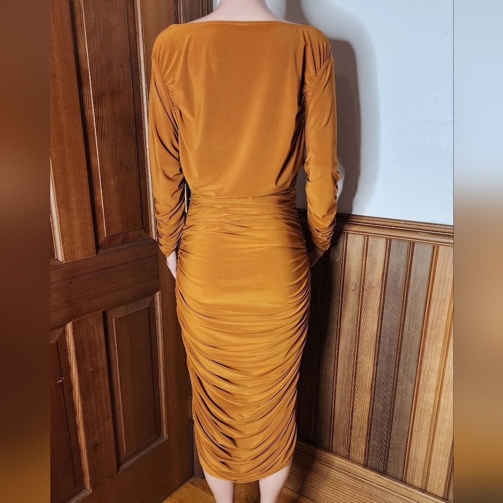 Norma Kamali NWOT Norma Kamali Tara Ruched Jersey Dress Large / 40 Size L / US 10 / IT 46 - 7 Thumbnail