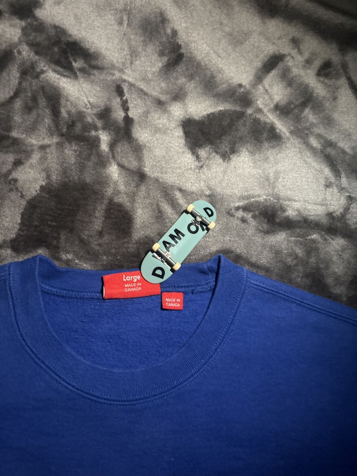 Supreme Supreme futura logo crewneck Size US L / EU 52-54 / 3 - 2 Thumbnail