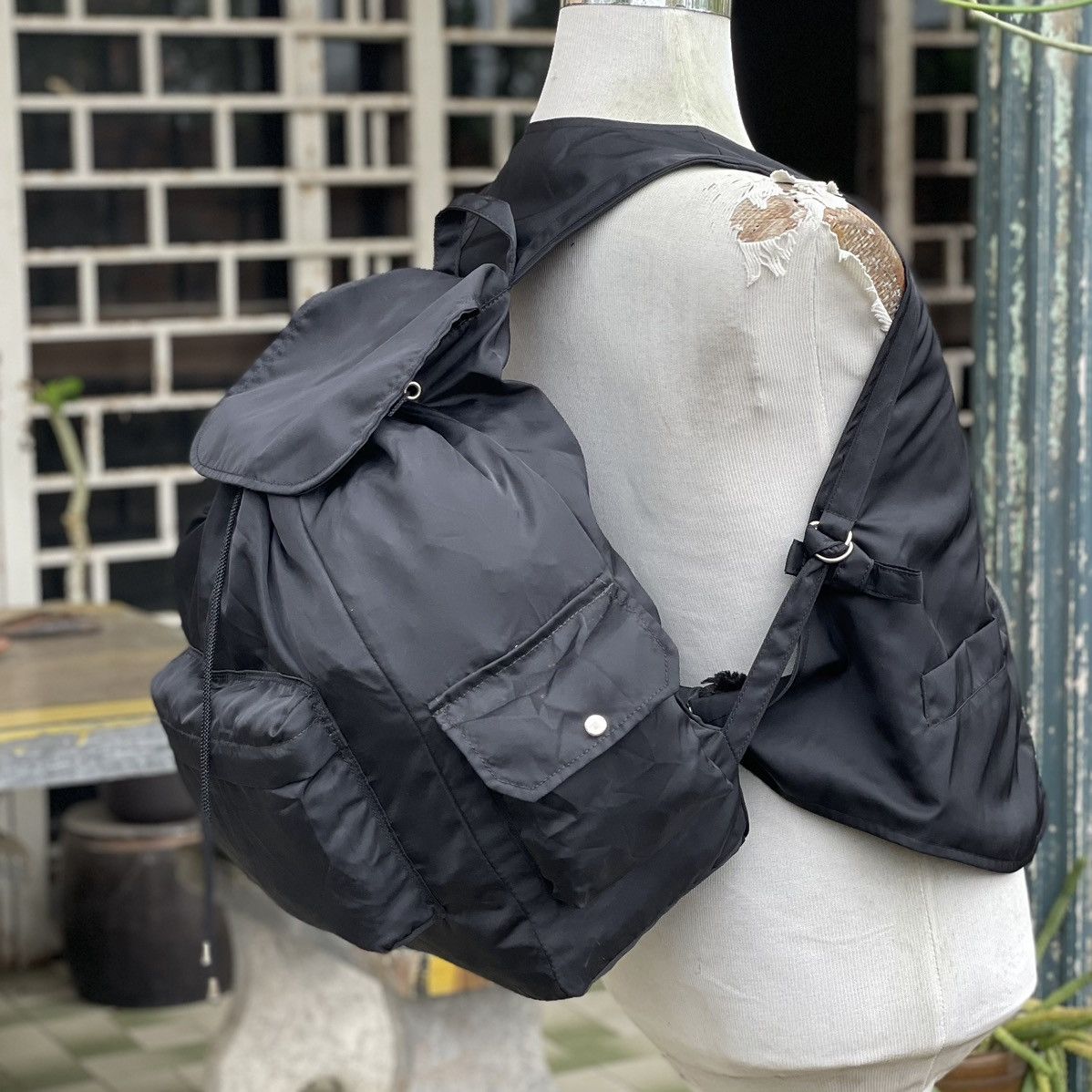 Japanese Brand 🔥 RARE BLACK NYLON MULTIPURPOSE TACTICAL VEST BACPACK Size ONE SIZE - 2 Thumbnail