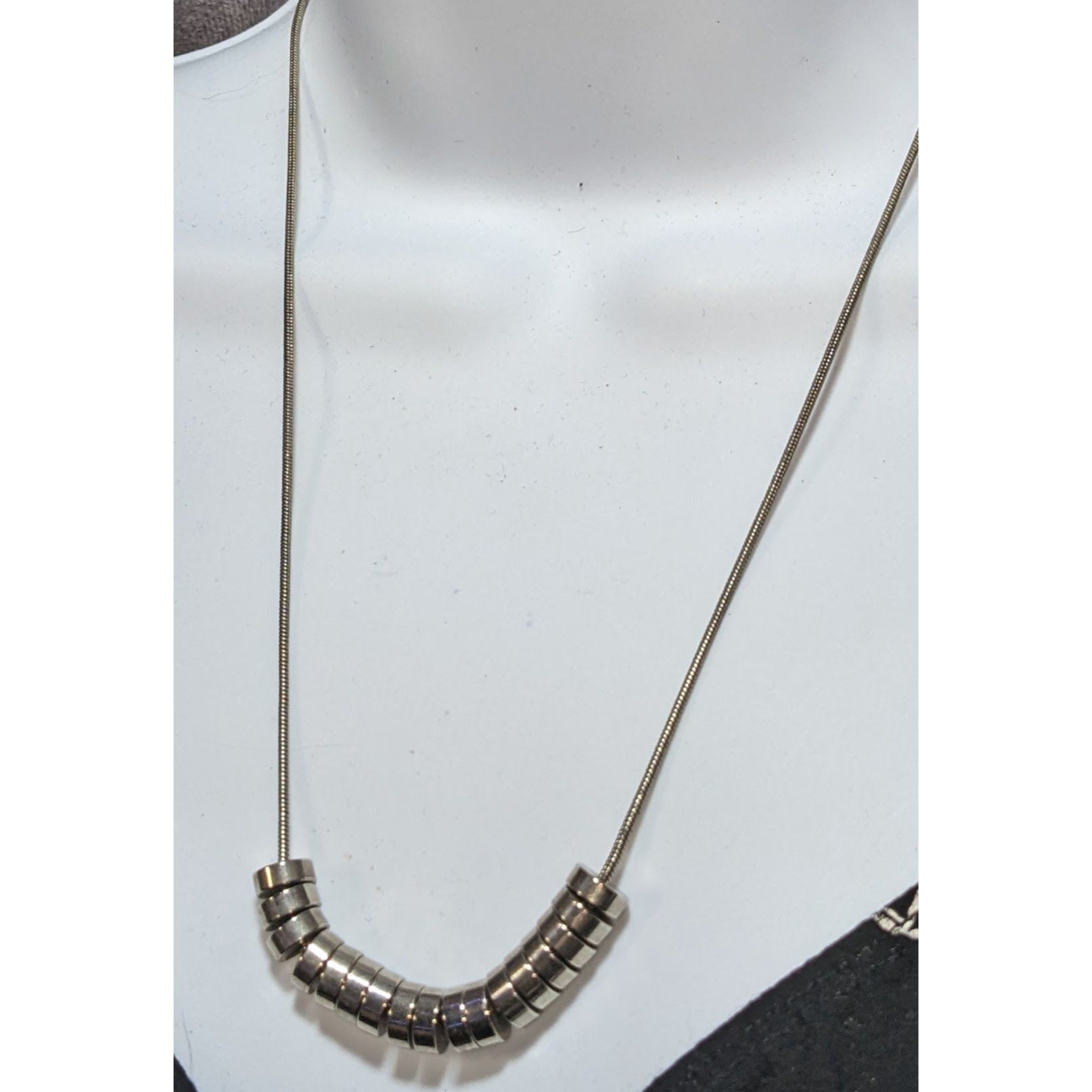 Other Minimalist Modern Silver-Tone Disc Beaded Necklace Size ONE SIZE - 1 Thumbnail