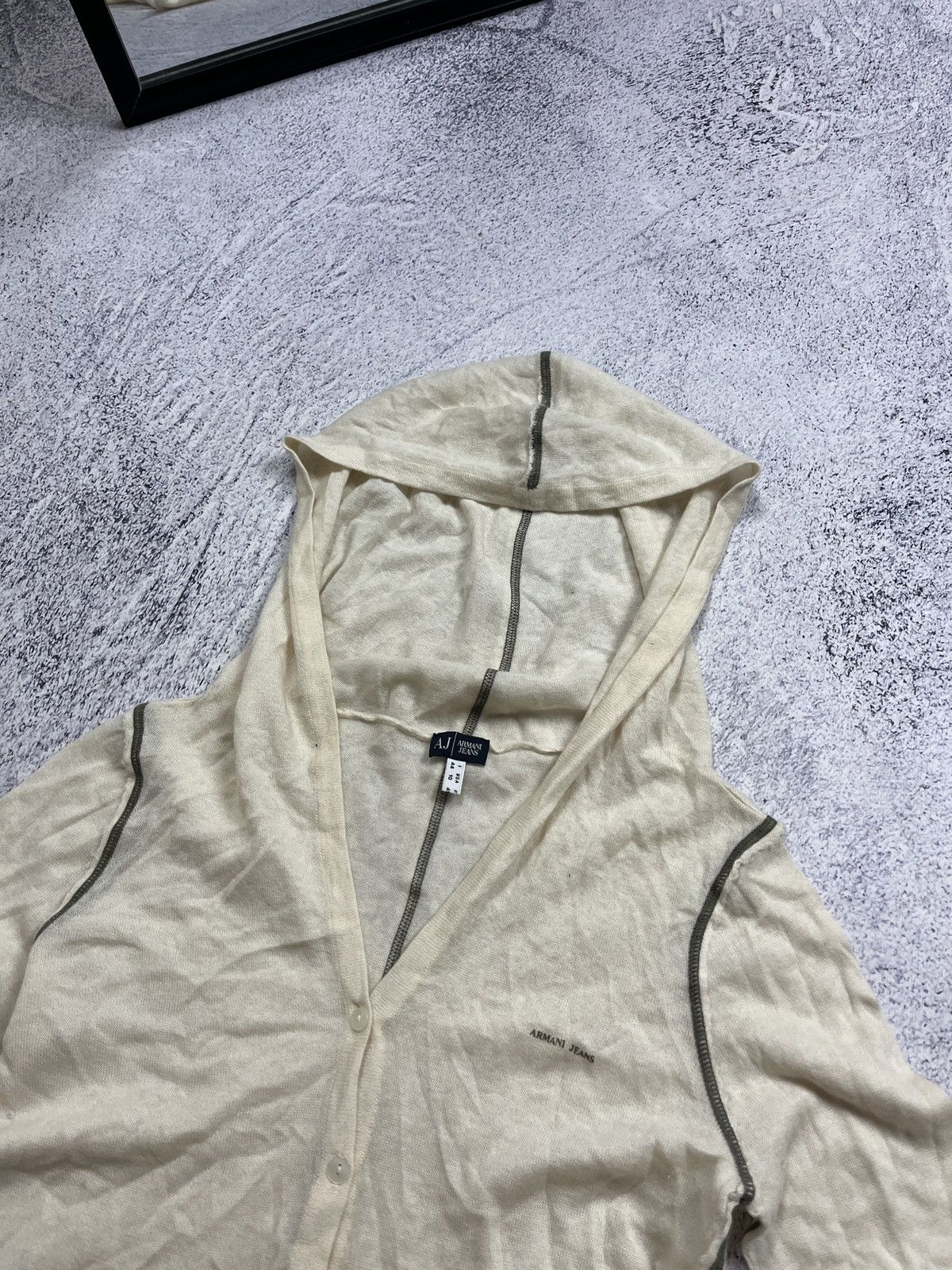 Giorgio Armani Vintage Armani Jeans Cashmere Avant Garde Hoodie Japanese Size M / US 6-8 / IT 42-44 - 4 Thumbnail