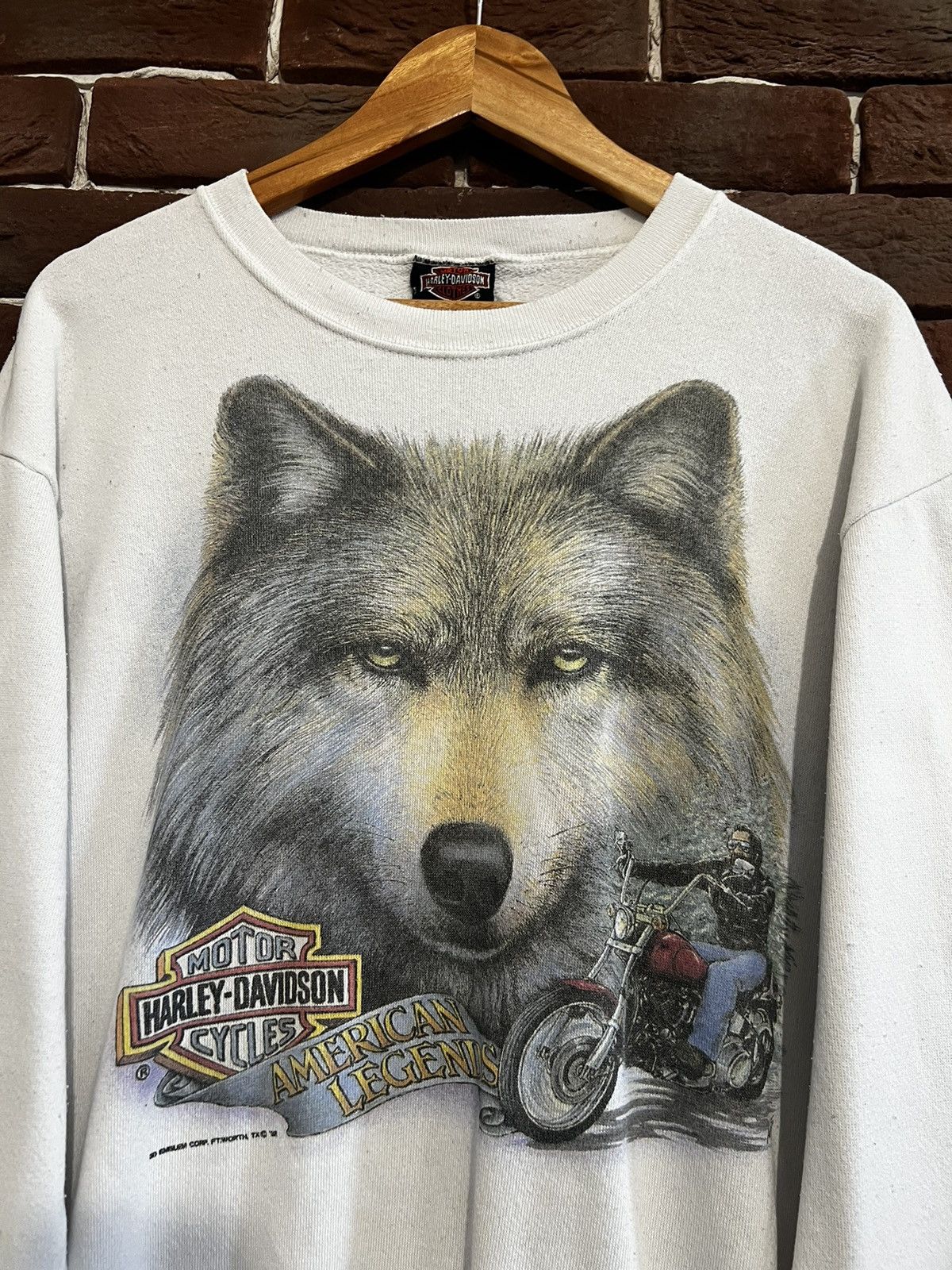 Harley Davidson Rare Vintage 1993 Harley Davidson 3D Emblem Wolf Rider Tee Size US L / EU 52-54 / 3 - 2 Thumbnail