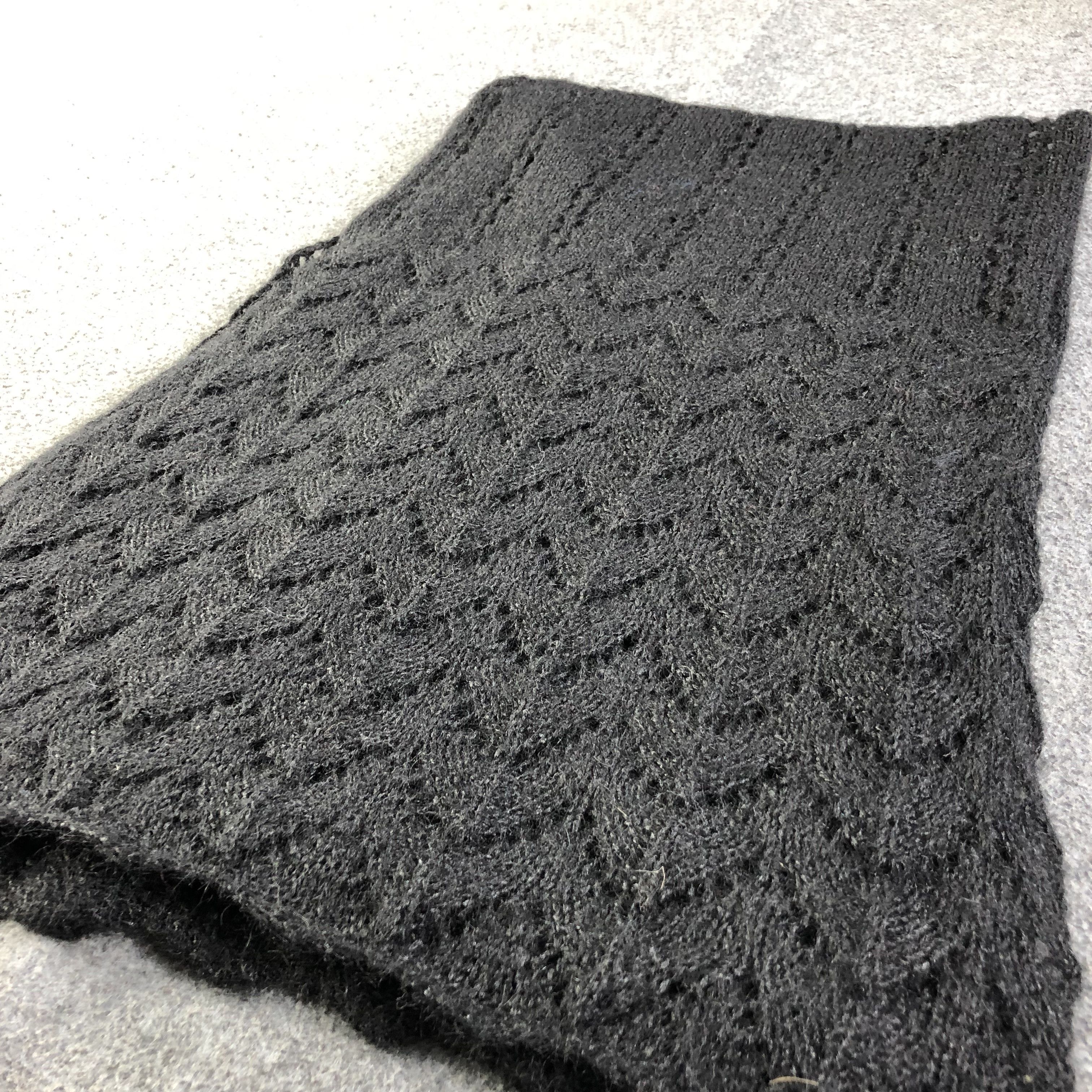 Castleberry Wool Scarf Muffler V1071