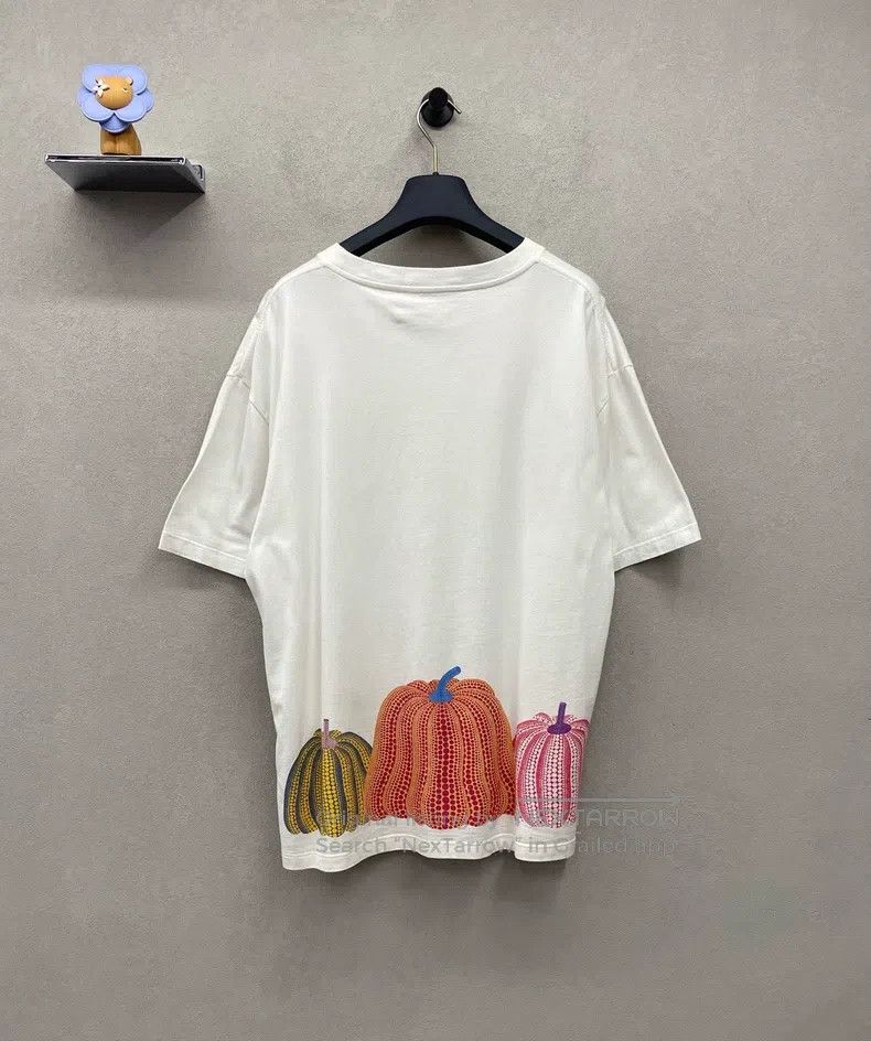 Louis Vuitton Louis Vuitton Logo Pumpkin Print Crew Neck Short Sleeve Size US XL / EU 56 / 4 - 2 Thumbnail