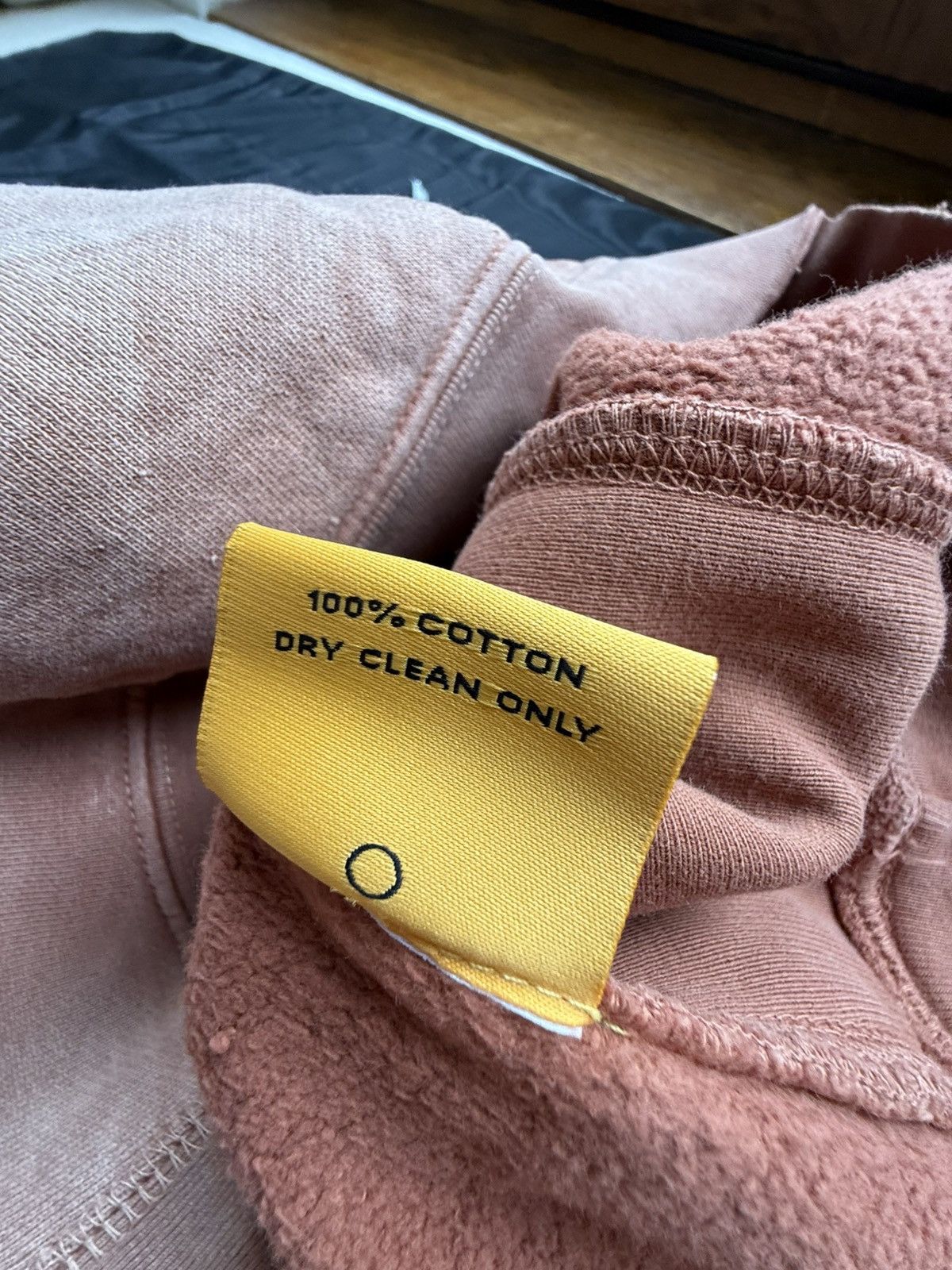 Gallery Dept. Gallery Dept hoodie bleached distressed logo M ventura logo Size US M / EU 48-50 / 2 - 24 Thumbnail