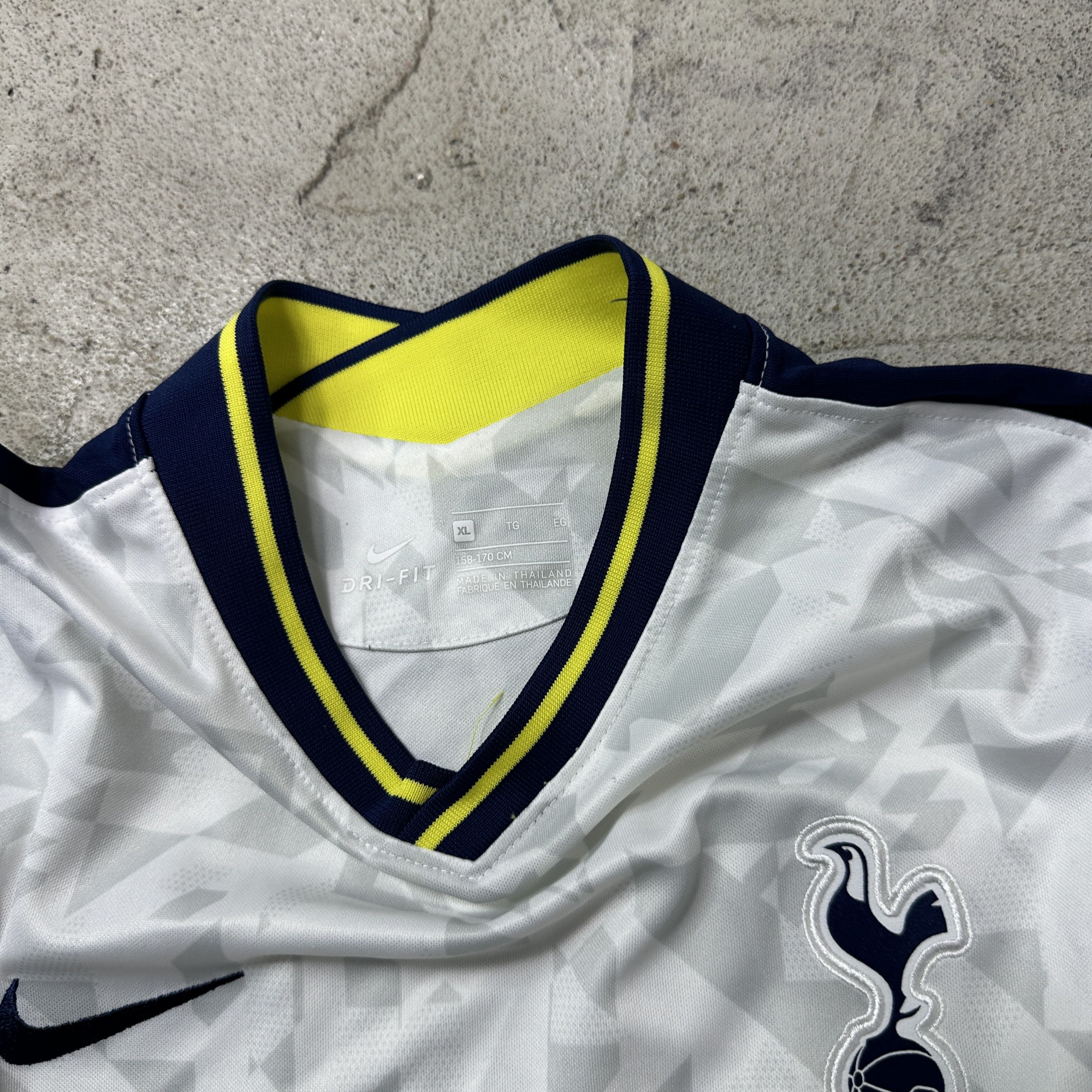Nike Vintage Sporty Streetwear Nike Tottenham 20/21 Jersey Y2K Size US S / EU 44-46 / 1 - 4 Thumbnail