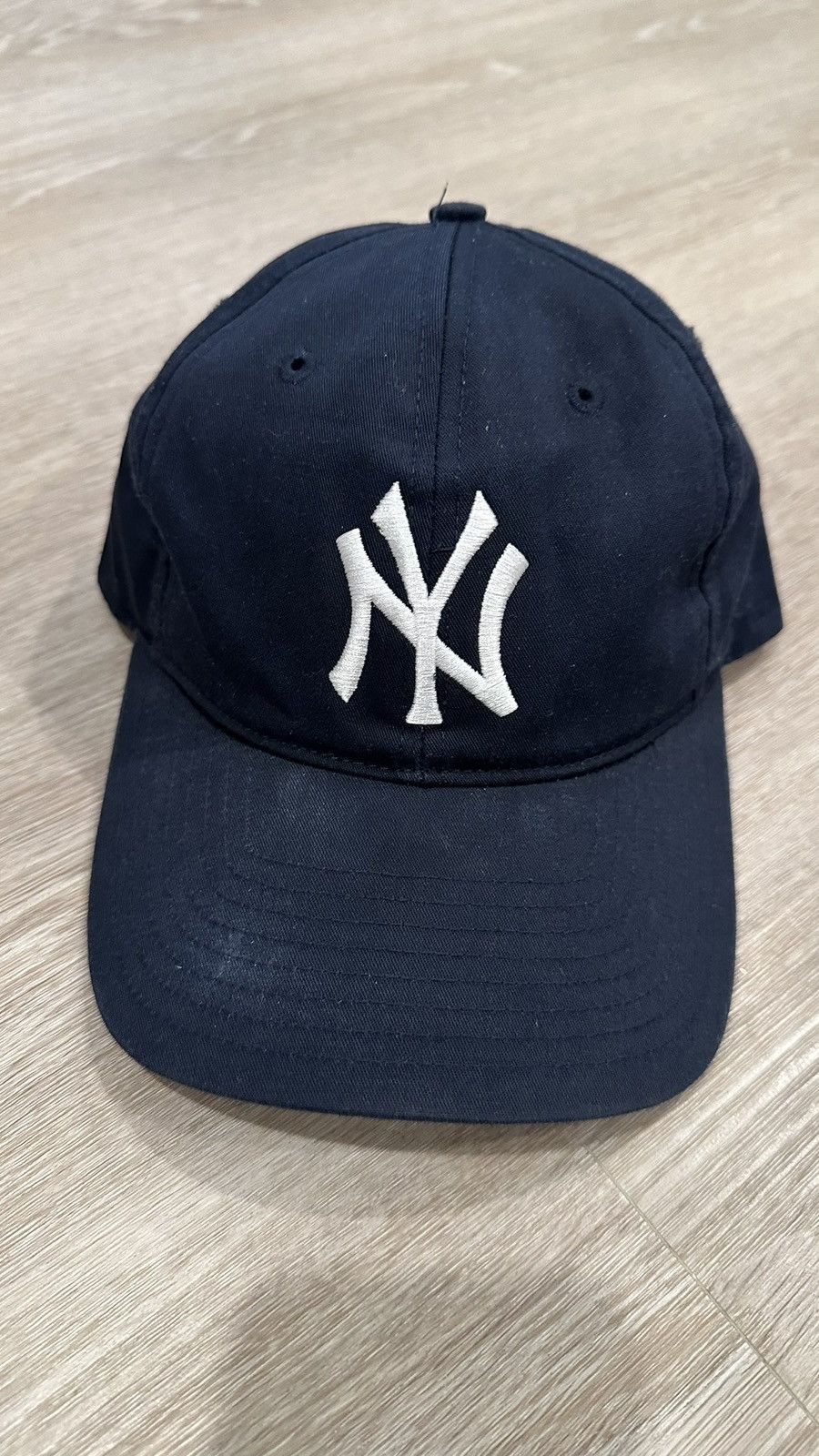MLB 90's Vintage NY Yankees Snapack Size ONE SIZE - 2 Thumbnail
