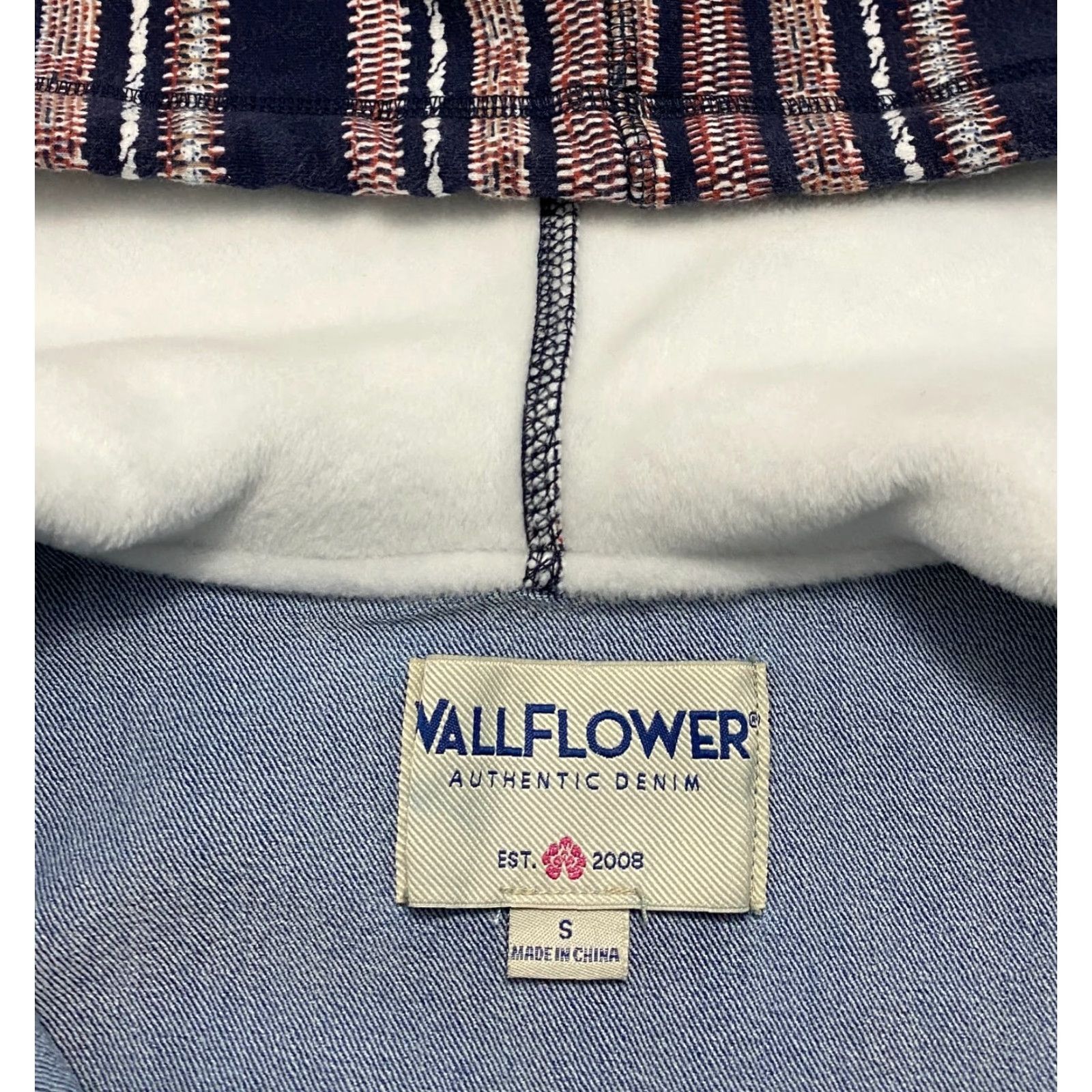 Vintage Wallflower Hooded Denim Jacket Shirt Women Juniors S Blue Striped Casual Basic Size 28" / US 6 / IT 42 - 7 Thumbnail