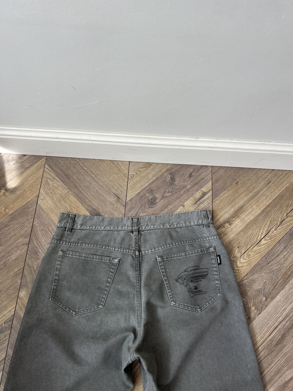 Versace Vintage Versace Sport Jeans Embroidered Back Pocket Denim Size US 34 / EU 50 - 13 Thumbnail